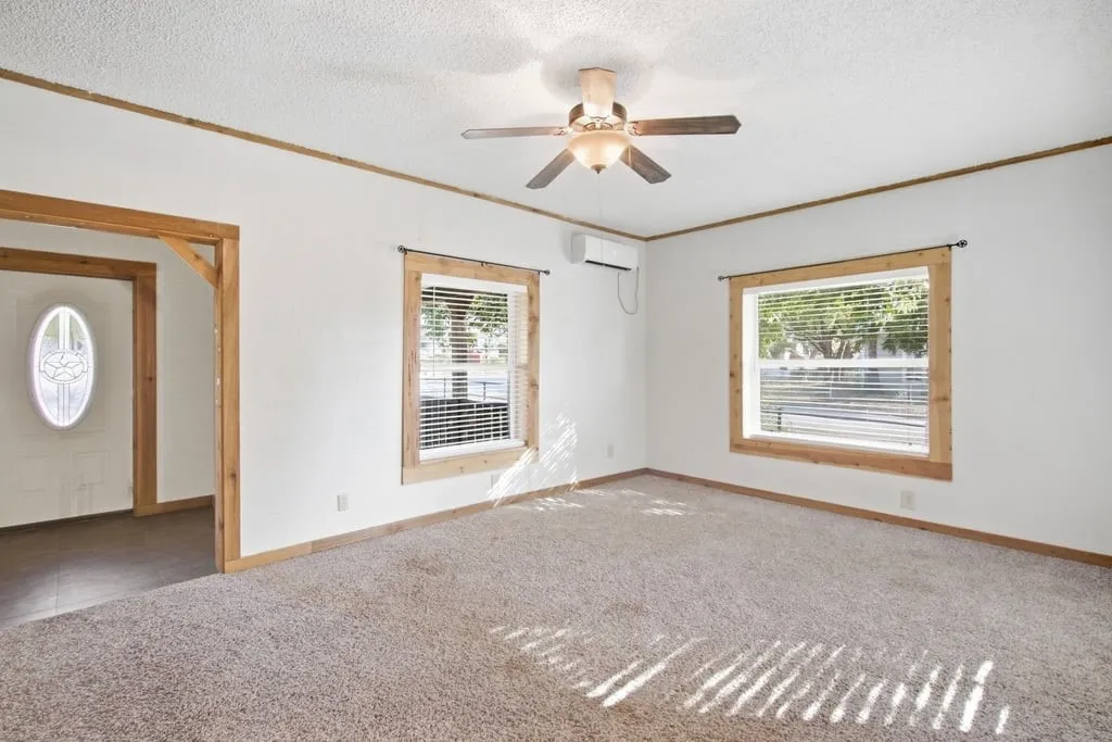 Single Family Residence For Sale in Eastland County , 901 W 8th Street, Cisco, Texas 76437, 2 Bedroom, 3 Bathroom, Garage spaces, 1,452 Sqft, built in 1940, mls#21393594, Real Estate Agent in Cisco, Homes For Sale in Eastland county, Homes For Sale in Cisco, Realtor in Cisco Texas, Real Estate Brokerage Independent Realty Texas, Luminita Cordes Realtor