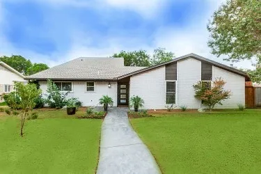 Single Family Residence For Sale in Collin County , 407 Pleasant Valley Lane, Richardson, Texas 75080, 4 Bedroom, 3 Bathroom, 2 Garage spaces, 2,091 Sqft, built in 1970, mls#21396024, Real Estate Agent in Richardson, Homes For Sale in Collin county, Homes For Sale in Richardson, Realtor in Richardson Texas, Real Estate Brokerage Independent Realty Texas, Luminita Cordes Realtor