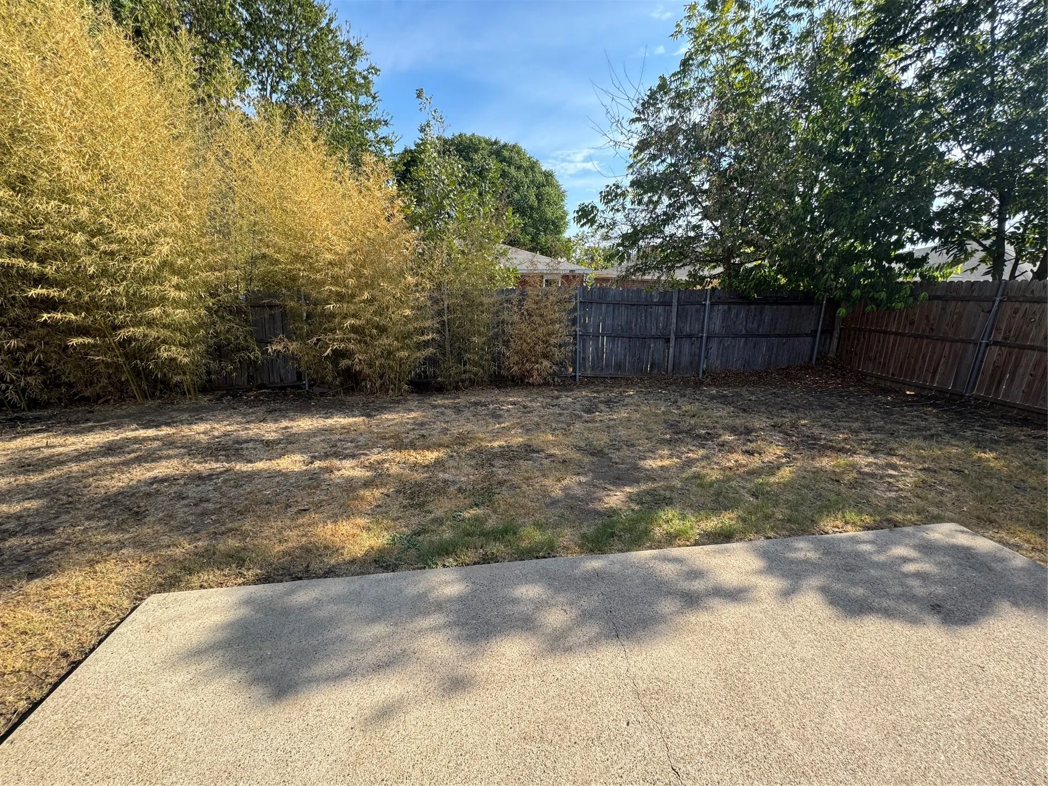 Single Family Residence For Sale in Tarrant County , 5728 Northfield Drive, Fort Worth, Texas 76179, 3 Bedroom, 2 Bathroom, 2 Garage spaces, 1,575 Sqft, built in 1997, mls#21395880, Real Estate Agent in Fort Worth, Homes For Sale in Tarrant county, Homes For Sale in Fort Worth, Realtor in Fort Worth Texas, Real Estate Brokerage Independent Realty Texas, Luminita Cordes Realtor