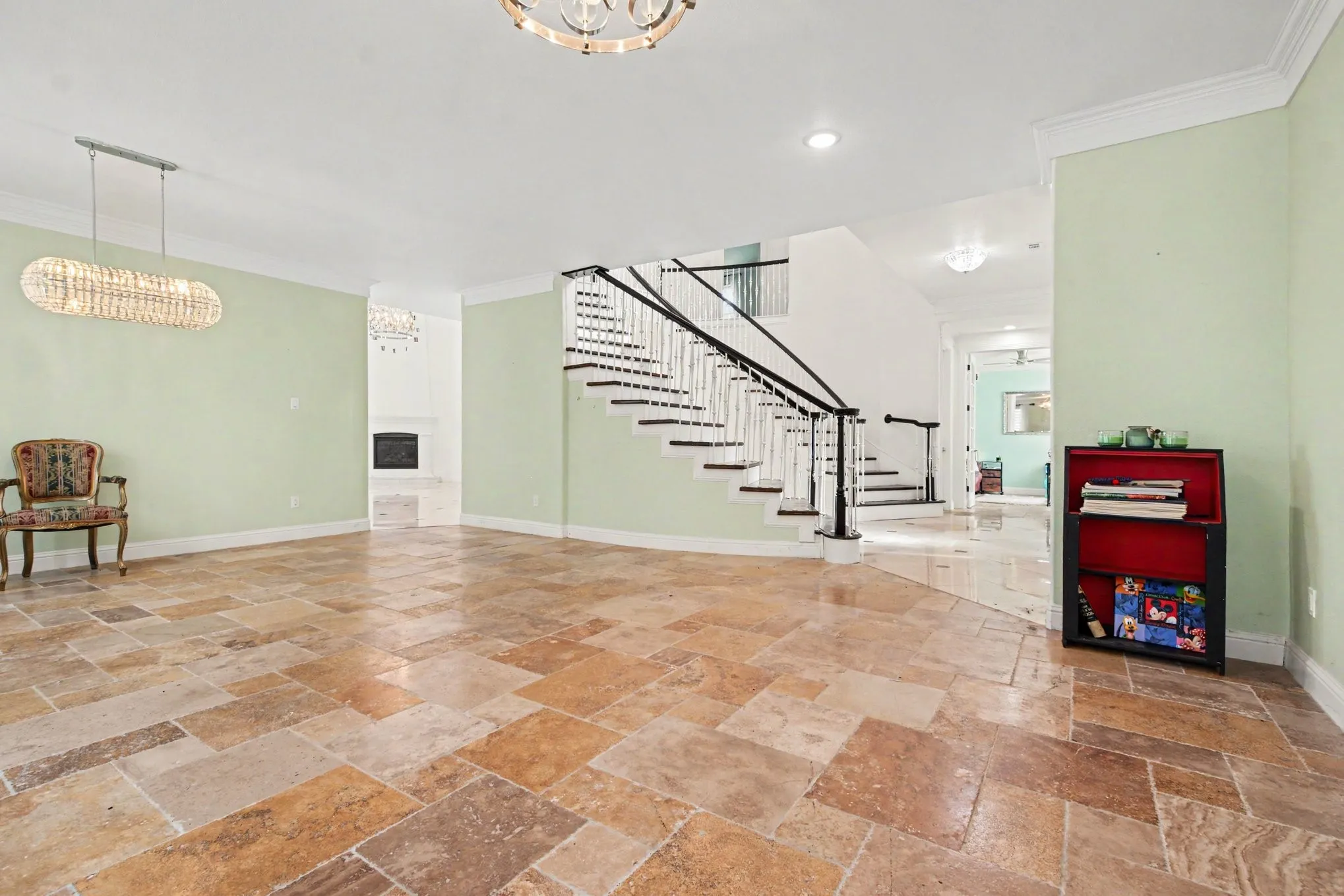 Single Family Residence For Sale in Collin County , 11334 Barcelona Lane, Frisco, Texas 75035, 4 Bedroom, 4 Bathroom, 3 Garage spaces, 4,532 Sqft, built in 2016, mls#21396088, Real Estate Agent in Frisco, Homes For Sale in Collin county, Homes For Sale in Frisco, Realtor in Frisco Texas, Real Estate Brokerage Independent Realty Texas, Luminita Cordes Realtor