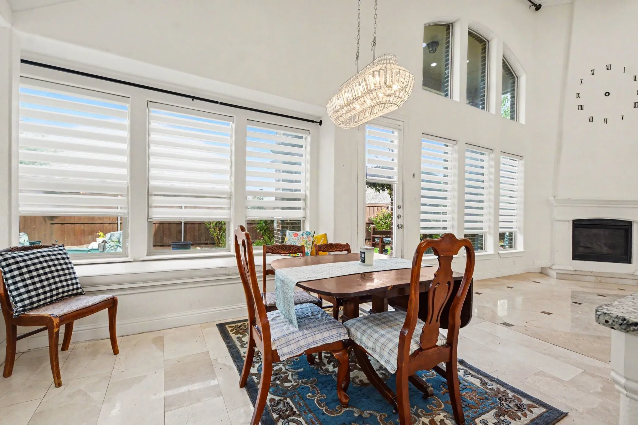 Single Family Residence For Sale in Collin County , 11334 Barcelona Lane, Frisco, Texas 75035, 4 Bedroom, 4 Bathroom, 3 Garage spaces, 4,532 Sqft, built in 2016, mls#21396088, Real Estate Agent in Frisco, Homes For Sale in Collin county, Homes For Sale in Frisco, Realtor in Frisco Texas, Real Estate Brokerage Independent Realty Texas, Luminita Cordes Realtor