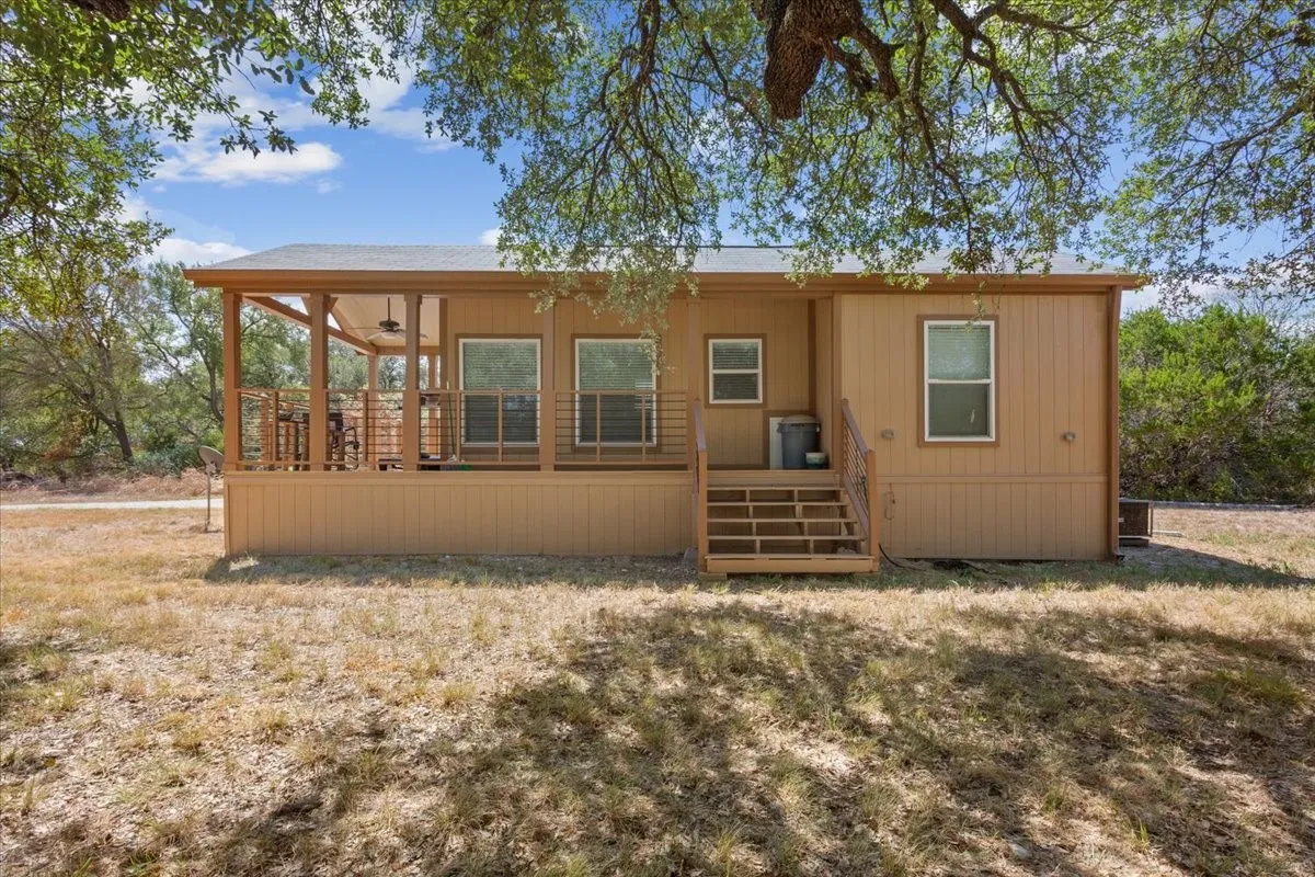 Farm For Sale in Bosque County , 799 County Road 3160, Valley Mills, Texas 76689, 1 Bedroom, 1 Bathroom, Garage spaces, 401 Sqft, built in 2018, mls#21396049, Real Estate Agent in Valley Mills, Homes For Sale in Bosque county, Homes For Sale in Valley Mills, Realtor in Valley Mills Texas, Real Estate Brokerage Independent Realty Texas, Luminita Cordes Realtor