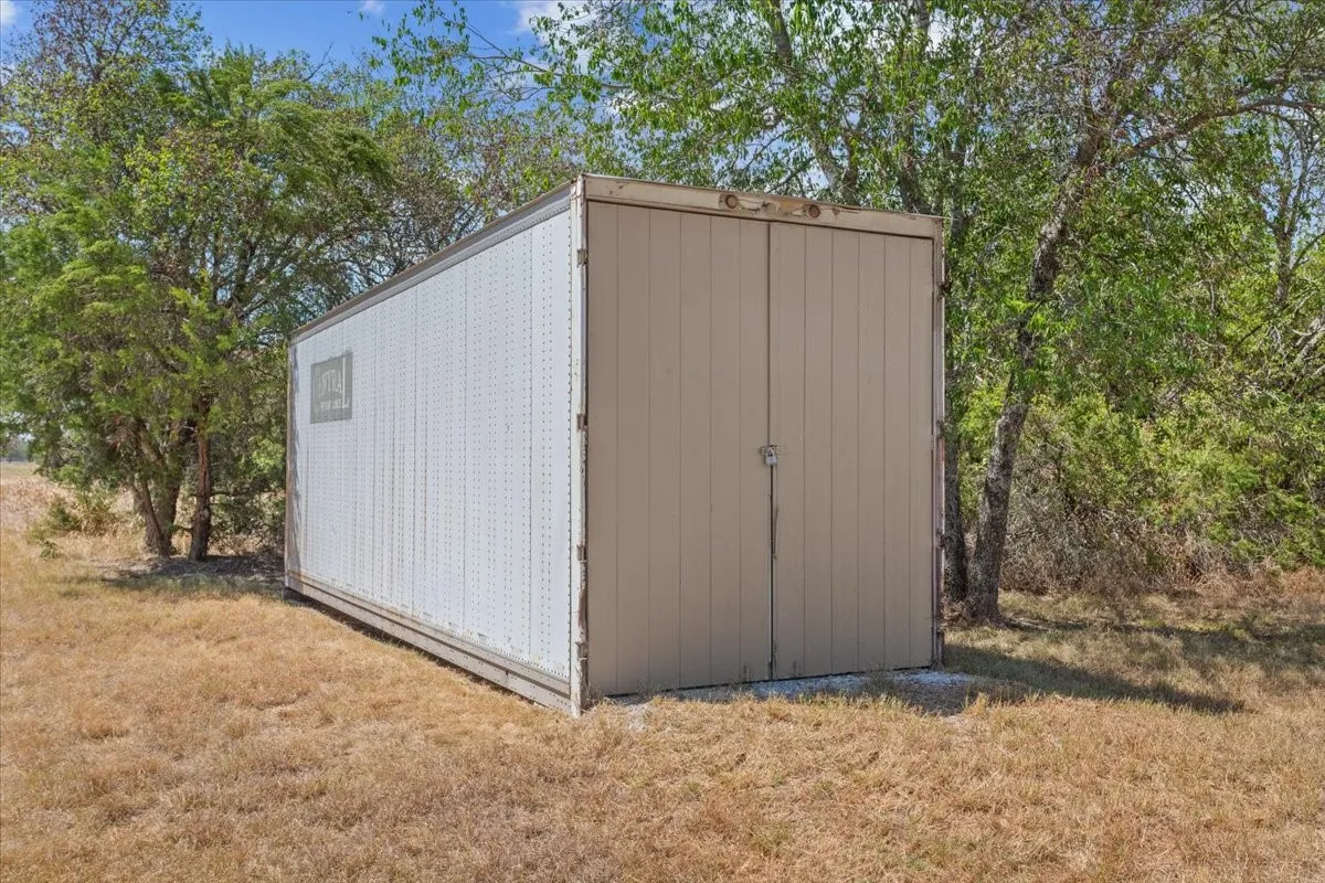 Farm For Sale in Bosque County , 799 County Road 3160, Valley Mills, Texas 76689, 1 Bedroom, 1 Bathroom, Garage spaces, 401 Sqft, built in 2018, mls#21396049, Real Estate Agent in Valley Mills, Homes For Sale in Bosque county, Homes For Sale in Valley Mills, Realtor in Valley Mills Texas, Real Estate Brokerage Independent Realty Texas, Luminita Cordes Realtor