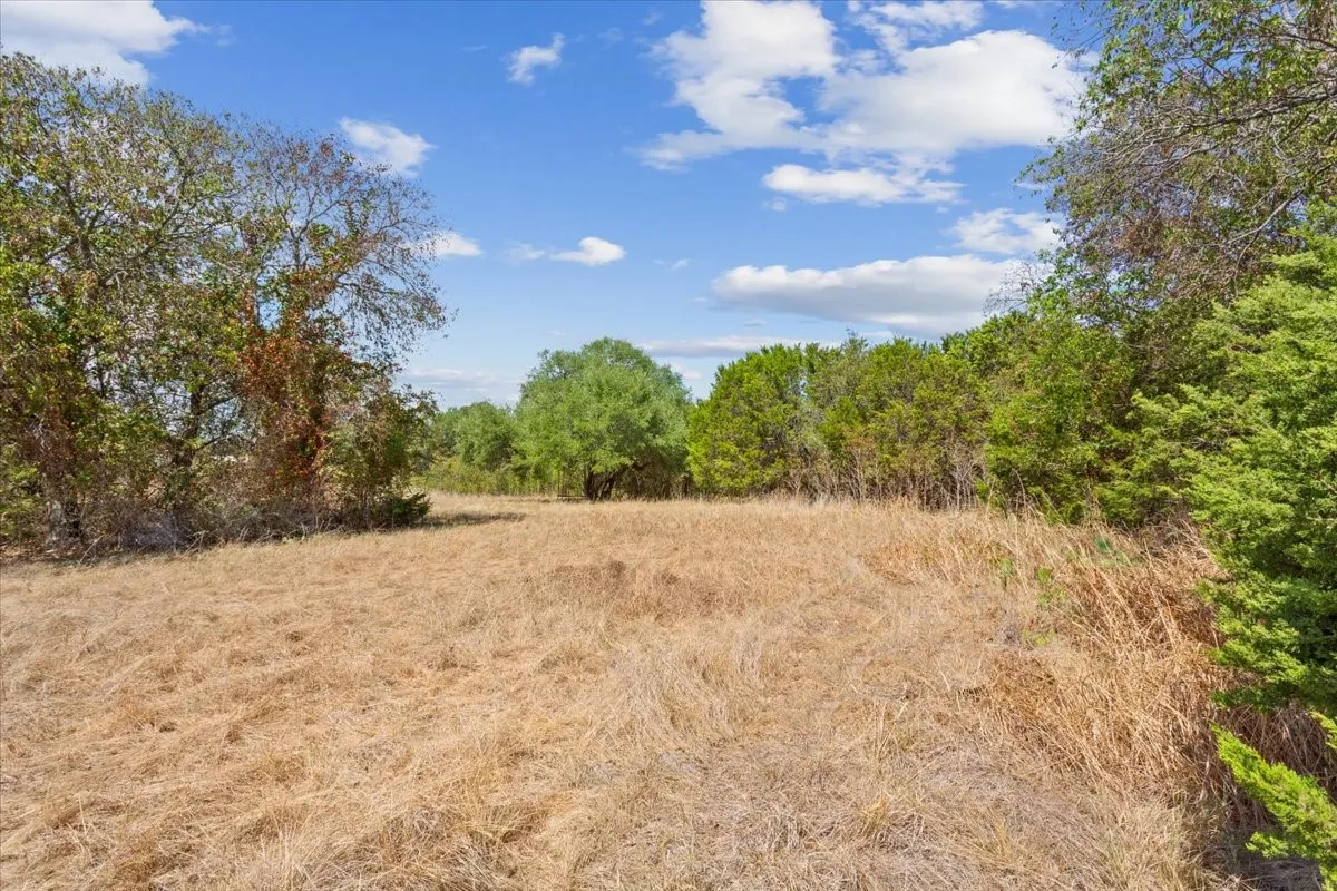 Farm For Sale in Bosque County , 799 County Road 3160, Valley Mills, Texas 76689, 1 Bedroom, 1 Bathroom, Garage spaces, 401 Sqft, built in 2018, mls#21396049, Real Estate Agent in Valley Mills, Homes For Sale in Bosque county, Homes For Sale in Valley Mills, Realtor in Valley Mills Texas, Real Estate Brokerage Independent Realty Texas, Luminita Cordes Realtor