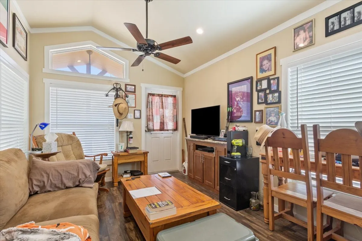 Farm For Sale in Bosque County , 799 County Road 3160, Valley Mills, Texas 76689, 1 Bedroom, 1 Bathroom, Garage spaces, 401 Sqft, built in 2018, mls#21396049, Real Estate Agent in Valley Mills, Homes For Sale in Bosque county, Homes For Sale in Valley Mills, Realtor in Valley Mills Texas, Real Estate Brokerage Independent Realty Texas, Luminita Cordes Realtor
