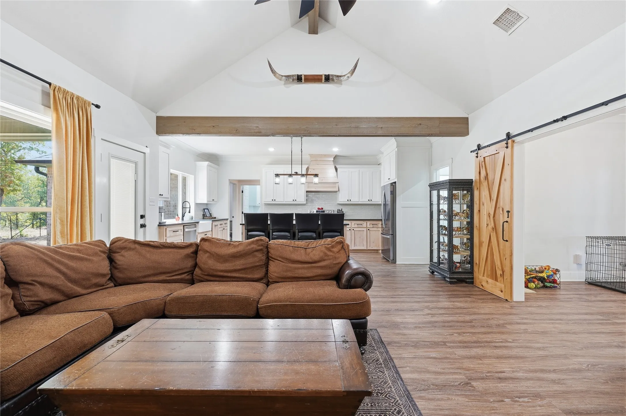 Single Family Residence For Sale in Wise County , 230 Silver Lakes Drive, Sunset, Texas 76270, 3 Bedroom, 2 Bathroom, 2 Garage spaces, 1,910 Sqft, built in 2022, mls#21396040, Real Estate Agent in Sunset, Homes For Sale in Wise county, Homes For Sale in Sunset, Realtor in Sunset Texas, Real Estate Brokerage Independent Realty Texas, Luminita Cordes Realtor
