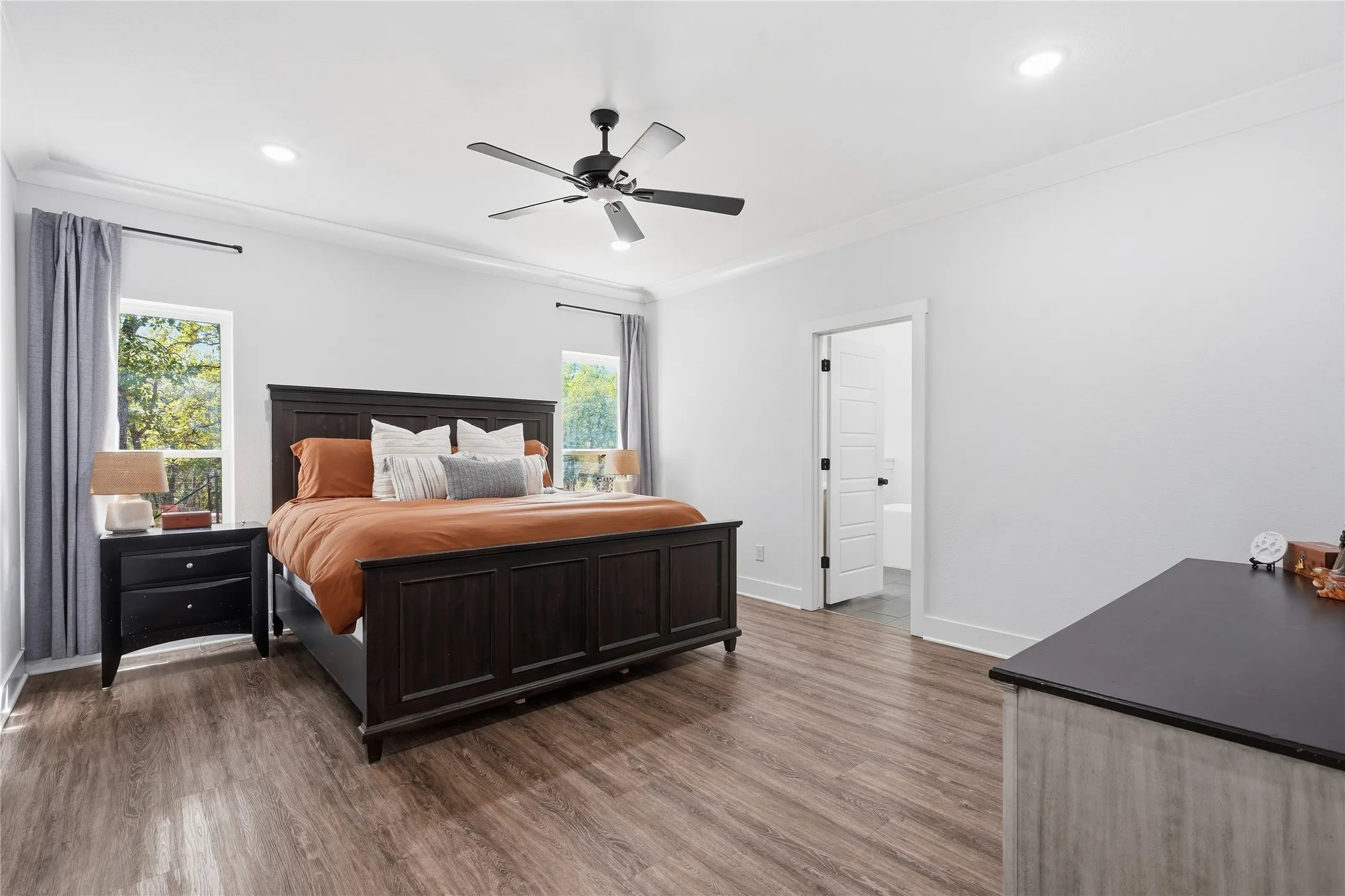 Single Family Residence For Sale in Wise County , 230 Silver Lakes Drive, Sunset, Texas 76270, 3 Bedroom, 2 Bathroom, 2 Garage spaces, 1,910 Sqft, built in 2022, mls#21396040, Real Estate Agent in Sunset, Homes For Sale in Wise county, Homes For Sale in Sunset, Realtor in Sunset Texas, Real Estate Brokerage Independent Realty Texas, Luminita Cordes Realtor