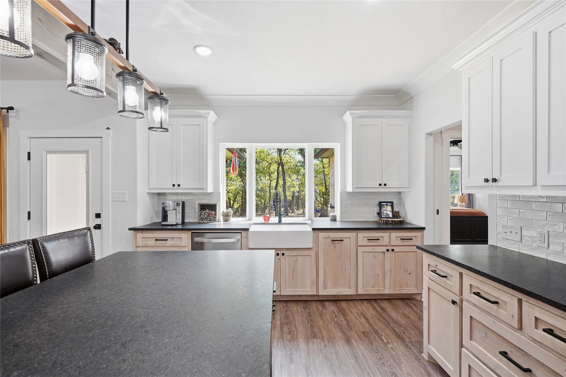 Single Family Residence For Sale in Wise County , 230 Silver Lakes Drive, Sunset, Texas 76270, 3 Bedroom, 2 Bathroom, 2 Garage spaces, 1,910 Sqft, built in 2022, mls#21396040, Real Estate Agent in Sunset, Homes For Sale in Wise county, Homes For Sale in Sunset, Realtor in Sunset Texas, Real Estate Brokerage Independent Realty Texas, Luminita Cordes Realtor
