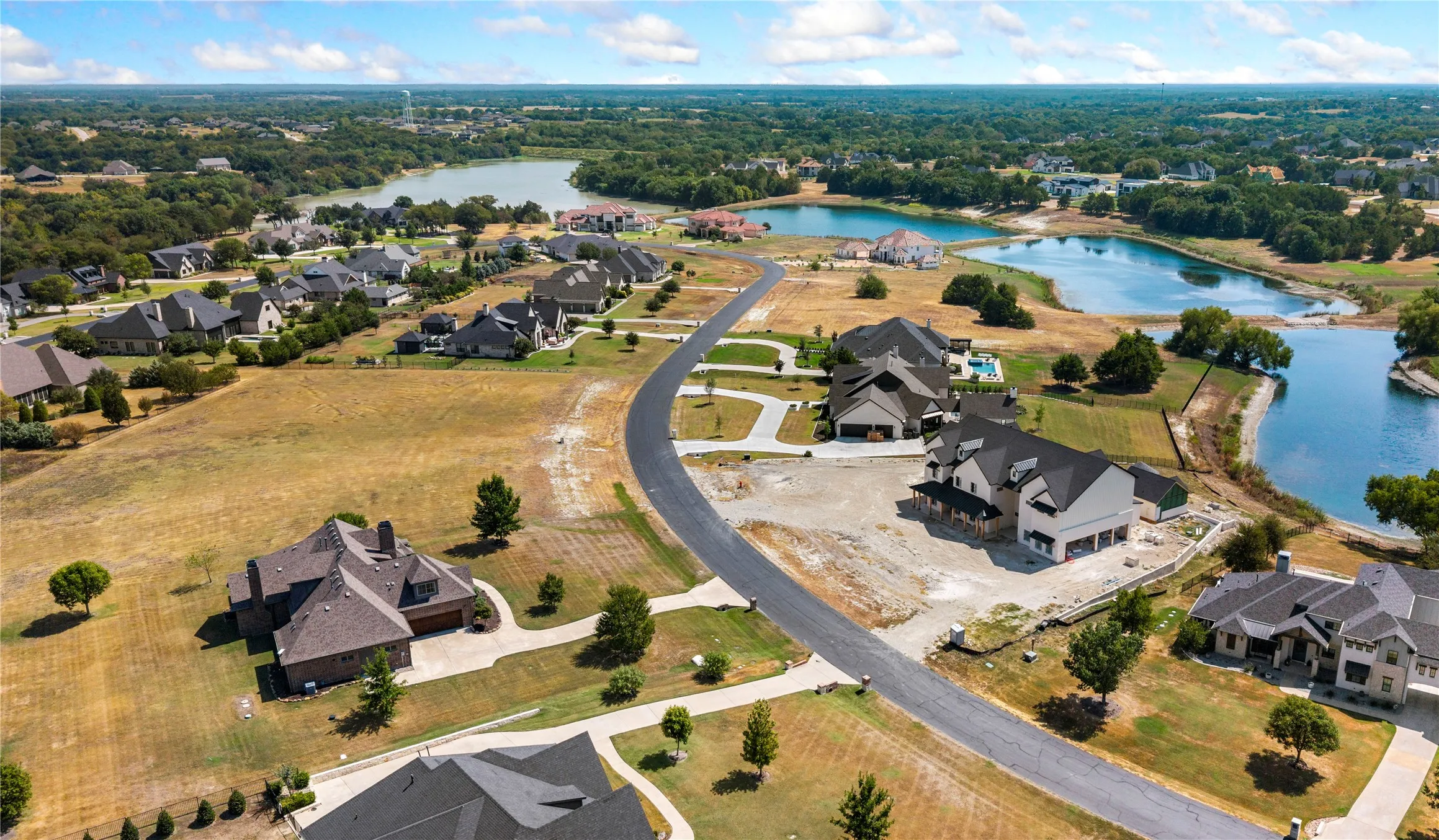 Single Family Residence For Sale in Collin County , 4840 Serenity Trail, Mc Kinney, Texas 75071, 3 Bedroom, 3 Bathroom, 2 Garage spaces, 3,803 Sqft, built in 2016, mls#21393801, Real Estate Agent in Mc Kinney, Homes For Sale in Collin county, Homes For Sale in Mc Kinney, Realtor in Mc Kinney Texas, Real Estate Brokerage Independent Realty Texas, Luminita Cordes Realtor