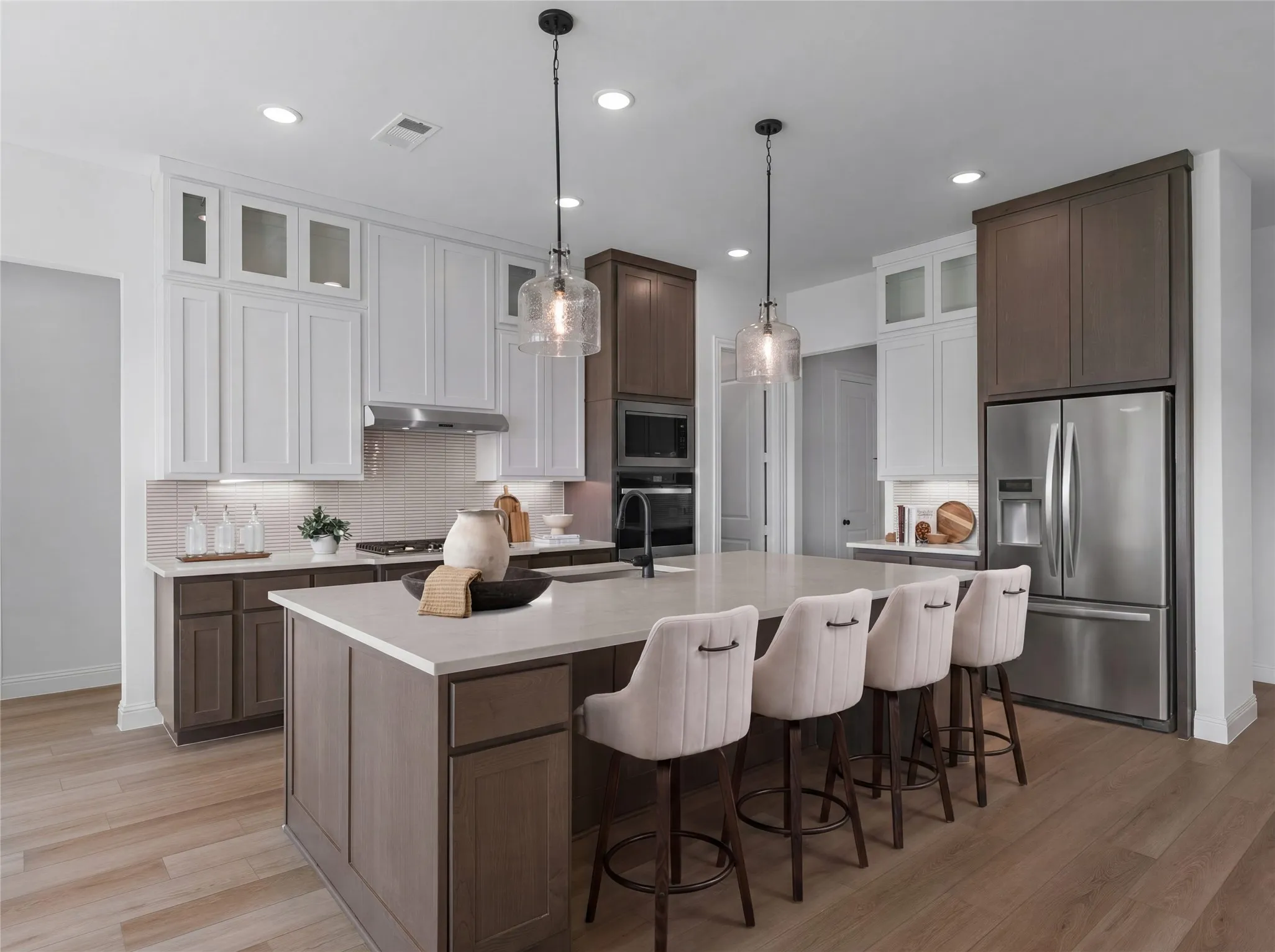 Single Family Residence For Sale in Parker County , 1099 Paradise Parkway, Poolville, Texas 76487, 3 Bedroom, 3 Bathroom, 2 Garage spaces, 2,587 Sqft, built in 2024, mls#21395991, Real Estate Agent in Poolville, Homes For Sale in Parker county, Homes For Sale in Poolville, Realtor in Poolville Texas, Real Estate Brokerage Independent Realty Texas, Luminita Cordes Realtor