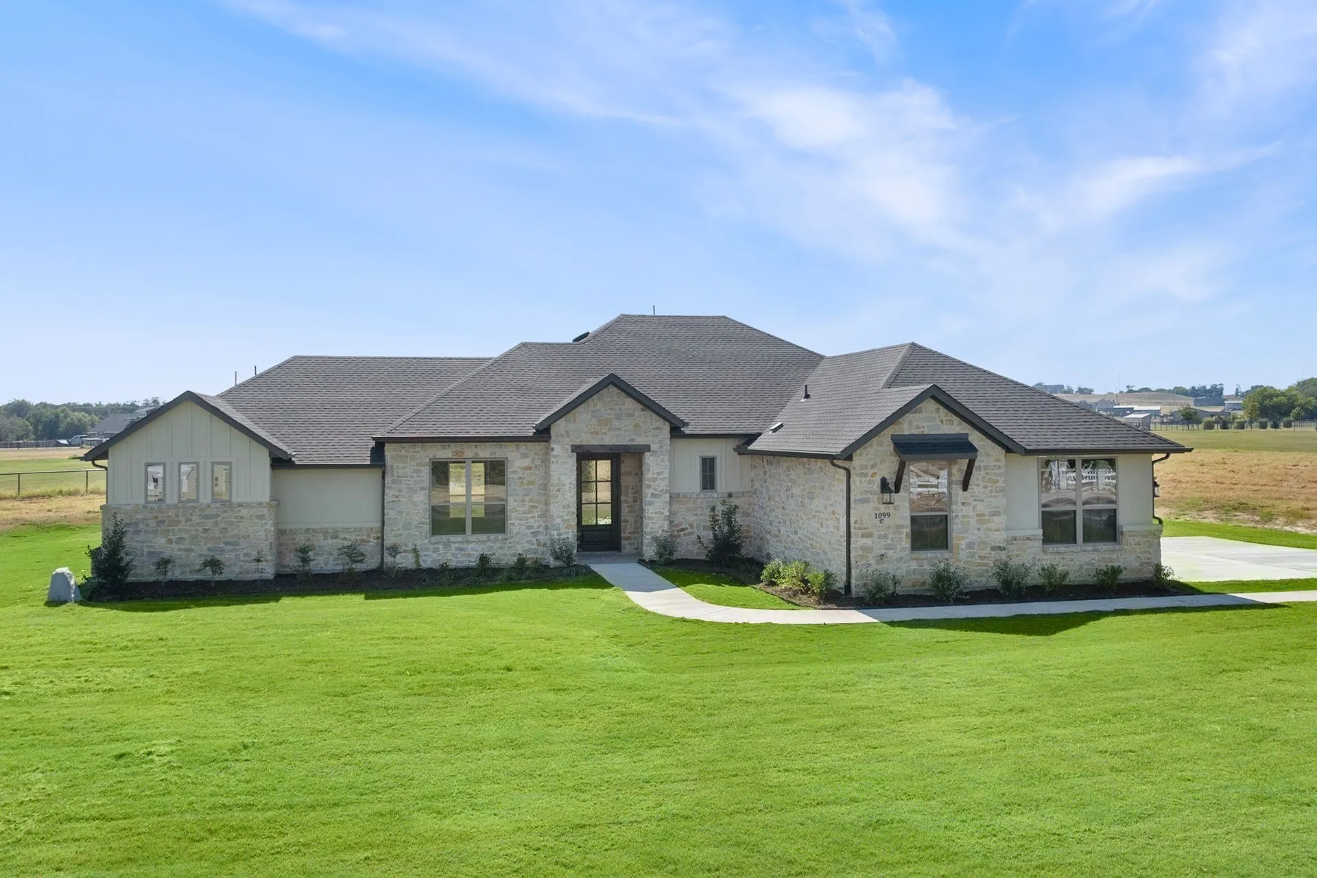 Single Family Residence For Sale in Parker County , 1099 Paradise Parkway, Poolville, Texas 76487, 3 Bedroom, 3 Bathroom, 2 Garage spaces, 2,587 Sqft, built in 2024, mls#21395991, Real Estate Agent in Poolville, Homes For Sale in Parker county, Homes For Sale in Poolville, Realtor in Poolville Texas, Real Estate Brokerage Independent Realty Texas, Luminita Cordes Realtor