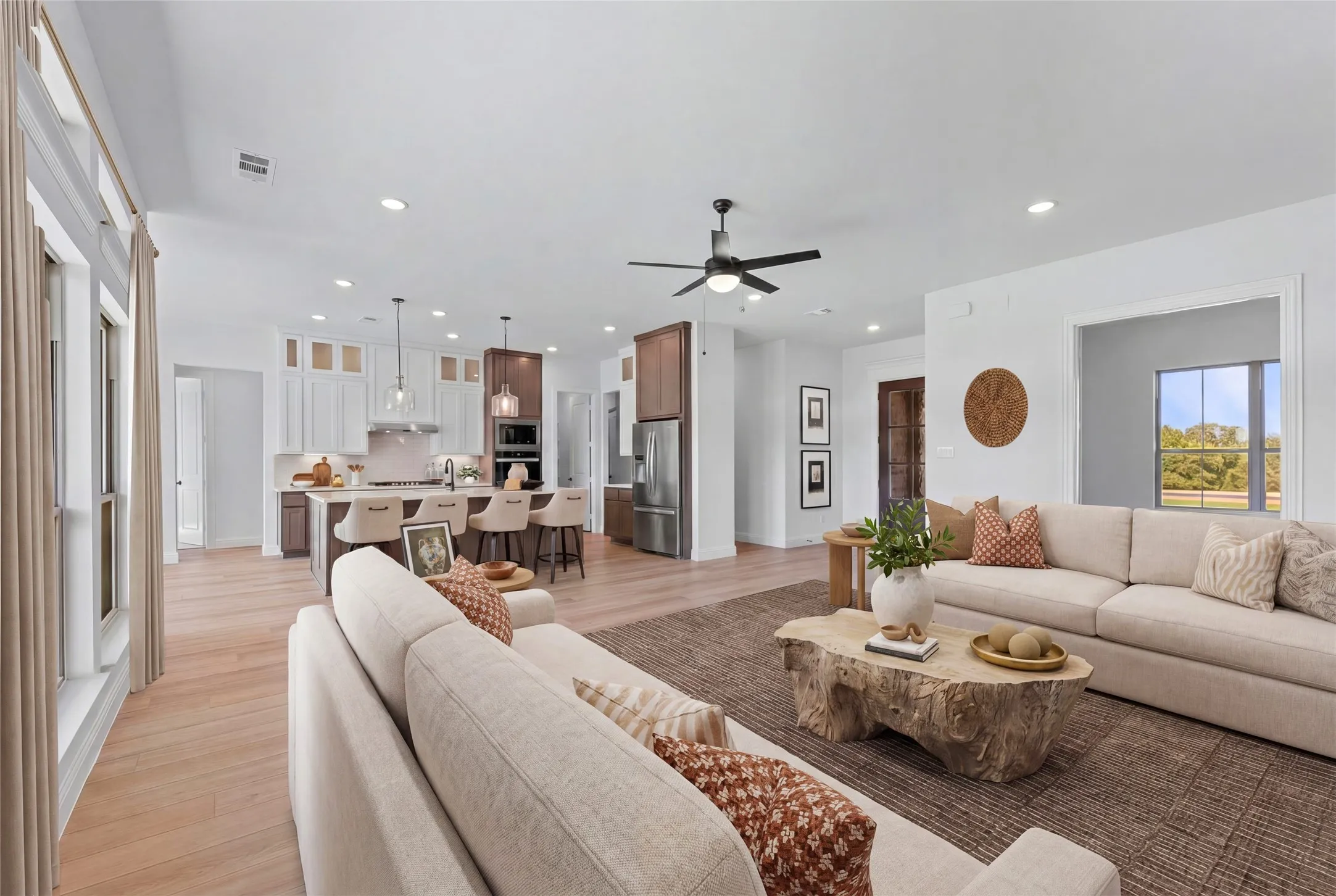 Single Family Residence For Sale in Parker County , 1099 Paradise Parkway, Poolville, Texas 76487, 3 Bedroom, 3 Bathroom, 2 Garage spaces, 2,587 Sqft, built in 2024, mls#21395991, Real Estate Agent in Poolville, Homes For Sale in Parker county, Homes For Sale in Poolville, Realtor in Poolville Texas, Real Estate Brokerage Independent Realty Texas, Luminita Cordes Realtor