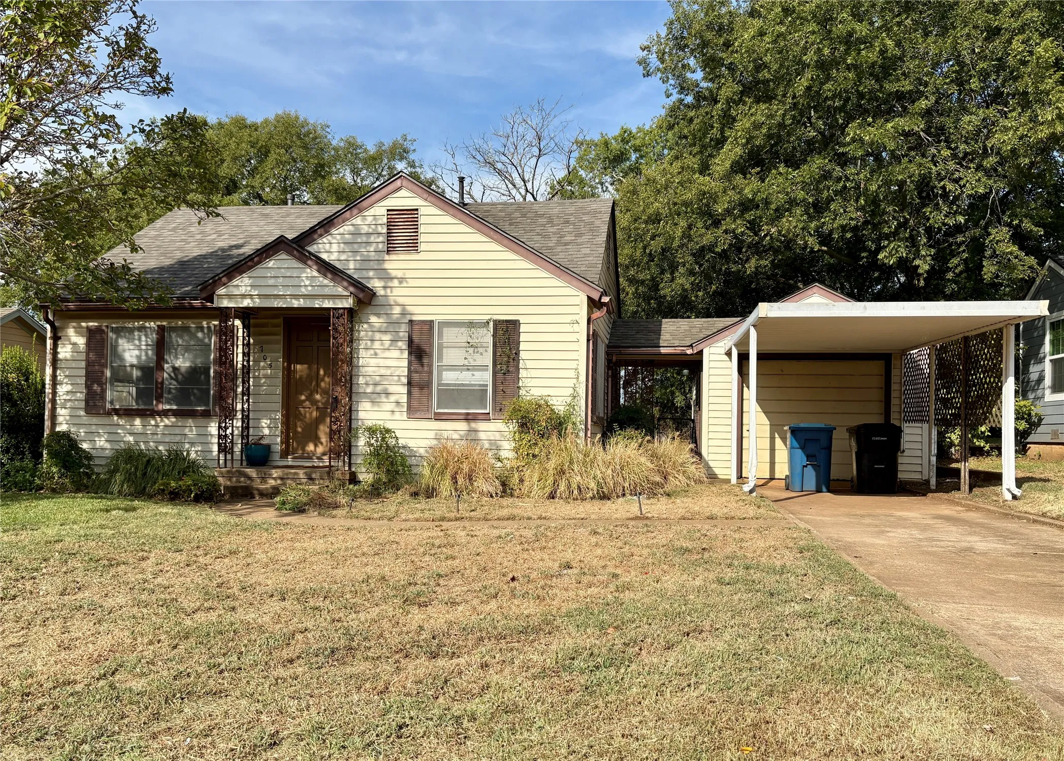 Single Family Residence For Sale