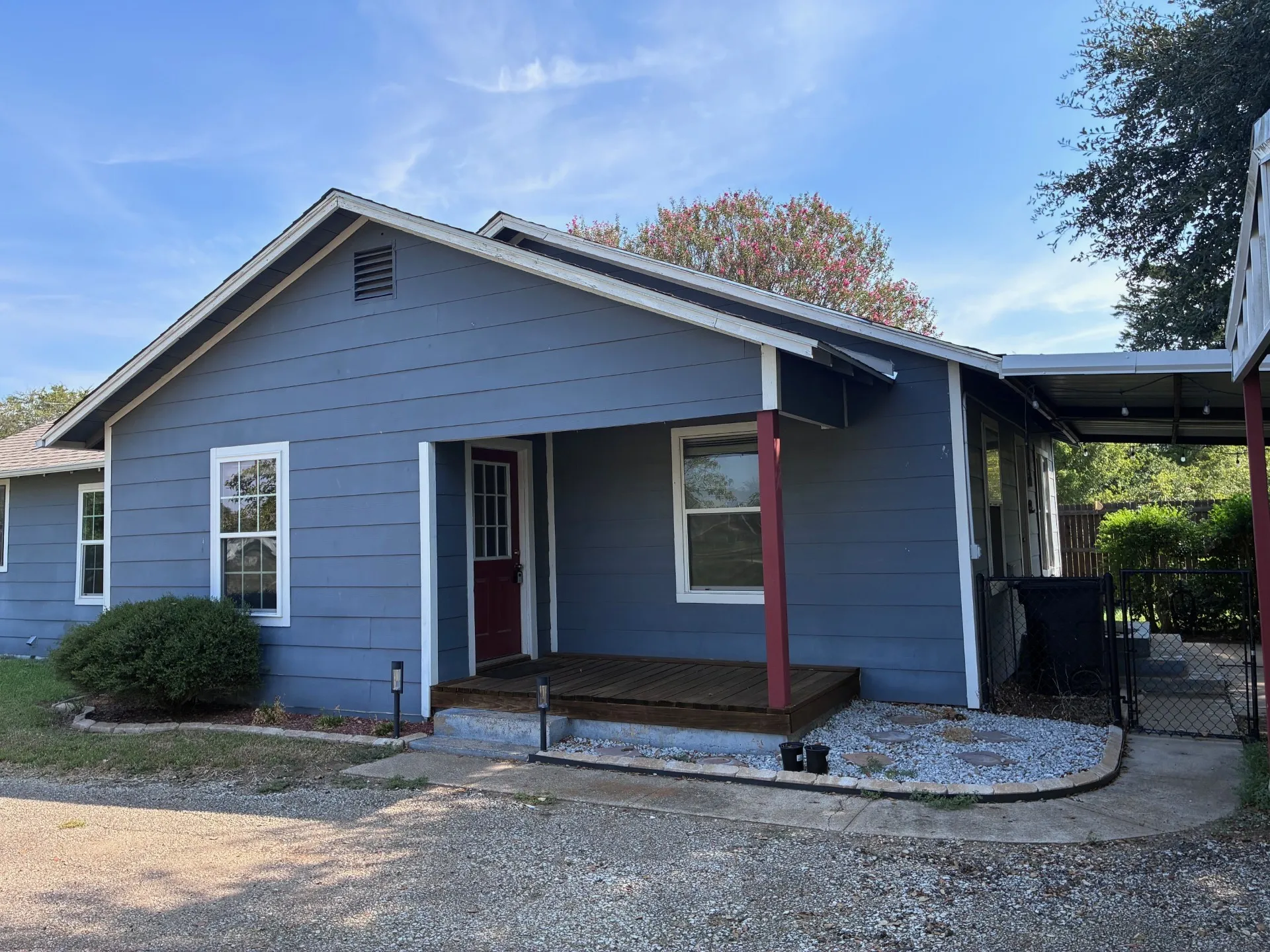 Single Family Residence For Sale in Freestone County , 306 Hubbard, Streetman, Texas 75859, 3 Bedroom, 2 Bathroom, Garage spaces, 1,380 Sqft, built in 1950, mls#21396111, Real Estate Agent in Streetman, Homes For Sale in Freestone county, Homes For Sale in Streetman, Realtor in Streetman Texas, Real Estate Brokerage Independent Realty Texas, Luminita Cordes Realtor