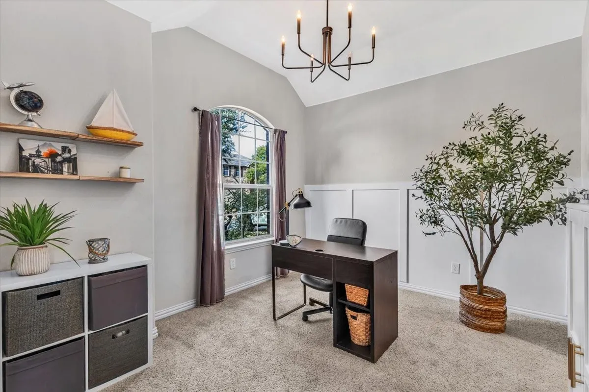 Single Family Residence For Sale in Tarrant County , 5728 Sapphire Pool Trail, Fort Worth, Texas 76244, 3 Bedroom, 2 Bathroom, 2 Garage spaces, 1,832 Sqft, built in 2009, mls#21395937, Real Estate Agent in Fort Worth, Homes For Sale in Tarrant county, Homes For Sale in Fort Worth, Realtor in Fort Worth Texas, Real Estate Brokerage Independent Realty Texas, Luminita Cordes Realtor