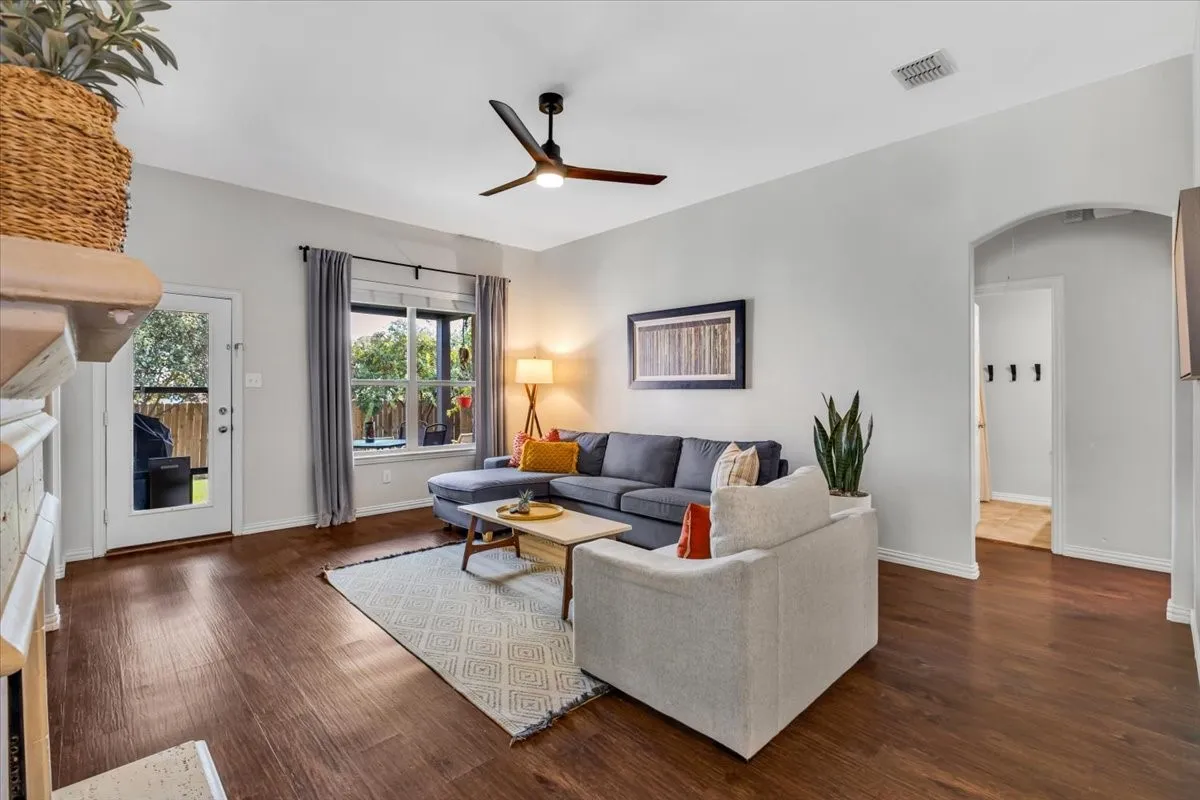 Single Family Residence For Sale in Tarrant County , 5728 Sapphire Pool Trail, Fort Worth, Texas 76244, 3 Bedroom, 2 Bathroom, 2 Garage spaces, 1,832 Sqft, built in 2009, mls#21395937, Real Estate Agent in Fort Worth, Homes For Sale in Tarrant county, Homes For Sale in Fort Worth, Realtor in Fort Worth Texas, Real Estate Brokerage Independent Realty Texas, Luminita Cordes Realtor