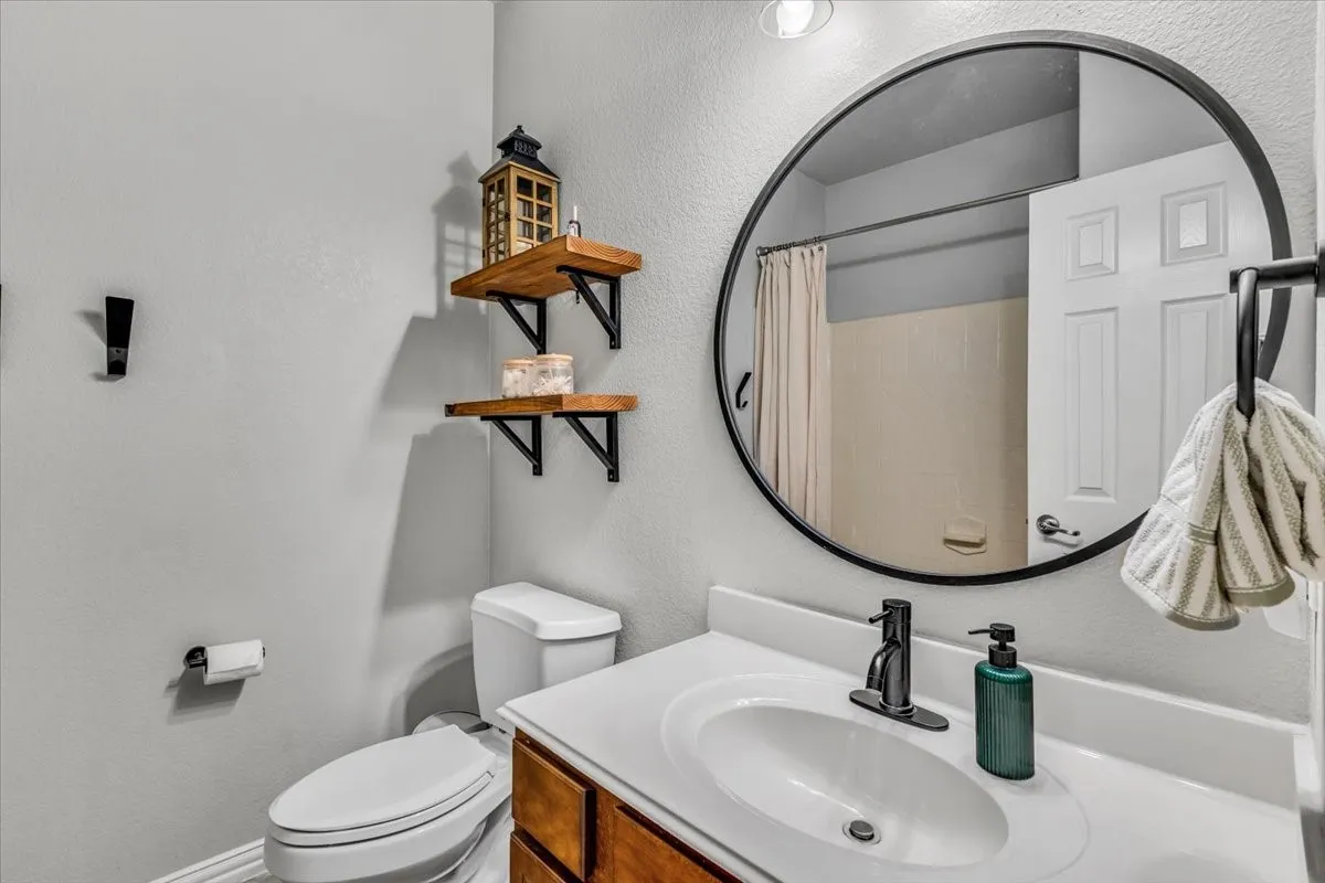 Single Family Residence For Sale in Tarrant County , 5728 Sapphire Pool Trail, Fort Worth, Texas 76244, 3 Bedroom, 2 Bathroom, 2 Garage spaces, 1,832 Sqft, built in 2009, mls#21395937, Real Estate Agent in Fort Worth, Homes For Sale in Tarrant county, Homes For Sale in Fort Worth, Realtor in Fort Worth Texas, Real Estate Brokerage Independent Realty Texas, Luminita Cordes Realtor