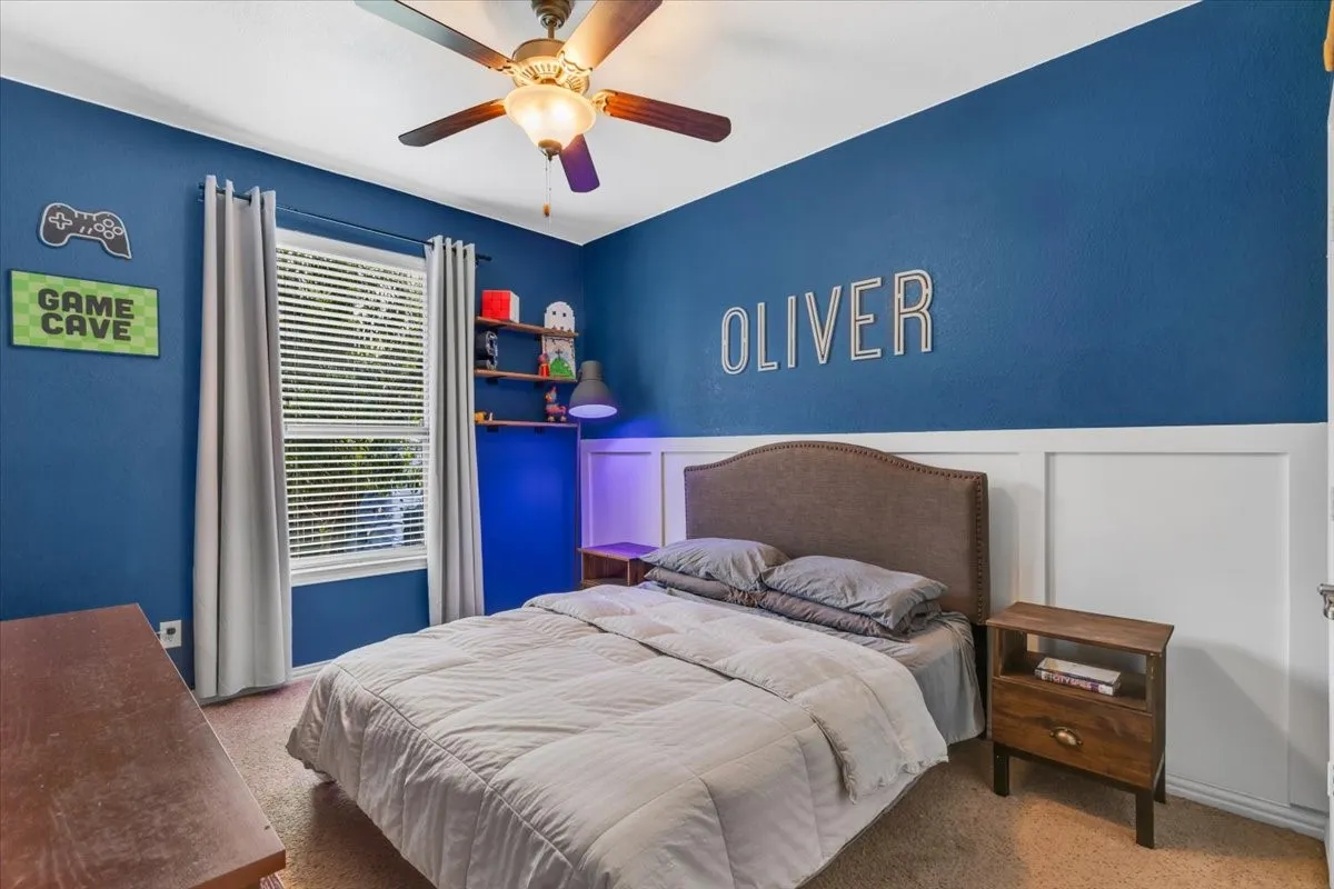 Single Family Residence For Sale in Tarrant County , 5728 Sapphire Pool Trail, Fort Worth, Texas 76244, 3 Bedroom, 2 Bathroom, 2 Garage spaces, 1,832 Sqft, built in 2009, mls#21395937, Real Estate Agent in Fort Worth, Homes For Sale in Tarrant county, Homes For Sale in Fort Worth, Realtor in Fort Worth Texas, Real Estate Brokerage Independent Realty Texas, Luminita Cordes Realtor