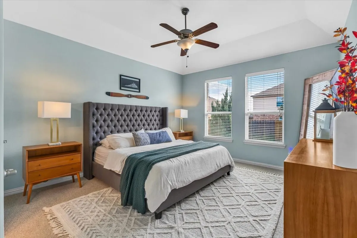 Single Family Residence For Sale in Tarrant County , 5728 Sapphire Pool Trail, Fort Worth, Texas 76244, 3 Bedroom, 2 Bathroom, 2 Garage spaces, 1,832 Sqft, built in 2009, mls#21395937, Real Estate Agent in Fort Worth, Homes For Sale in Tarrant county, Homes For Sale in Fort Worth, Realtor in Fort Worth Texas, Real Estate Brokerage Independent Realty Texas, Luminita Cordes Realtor