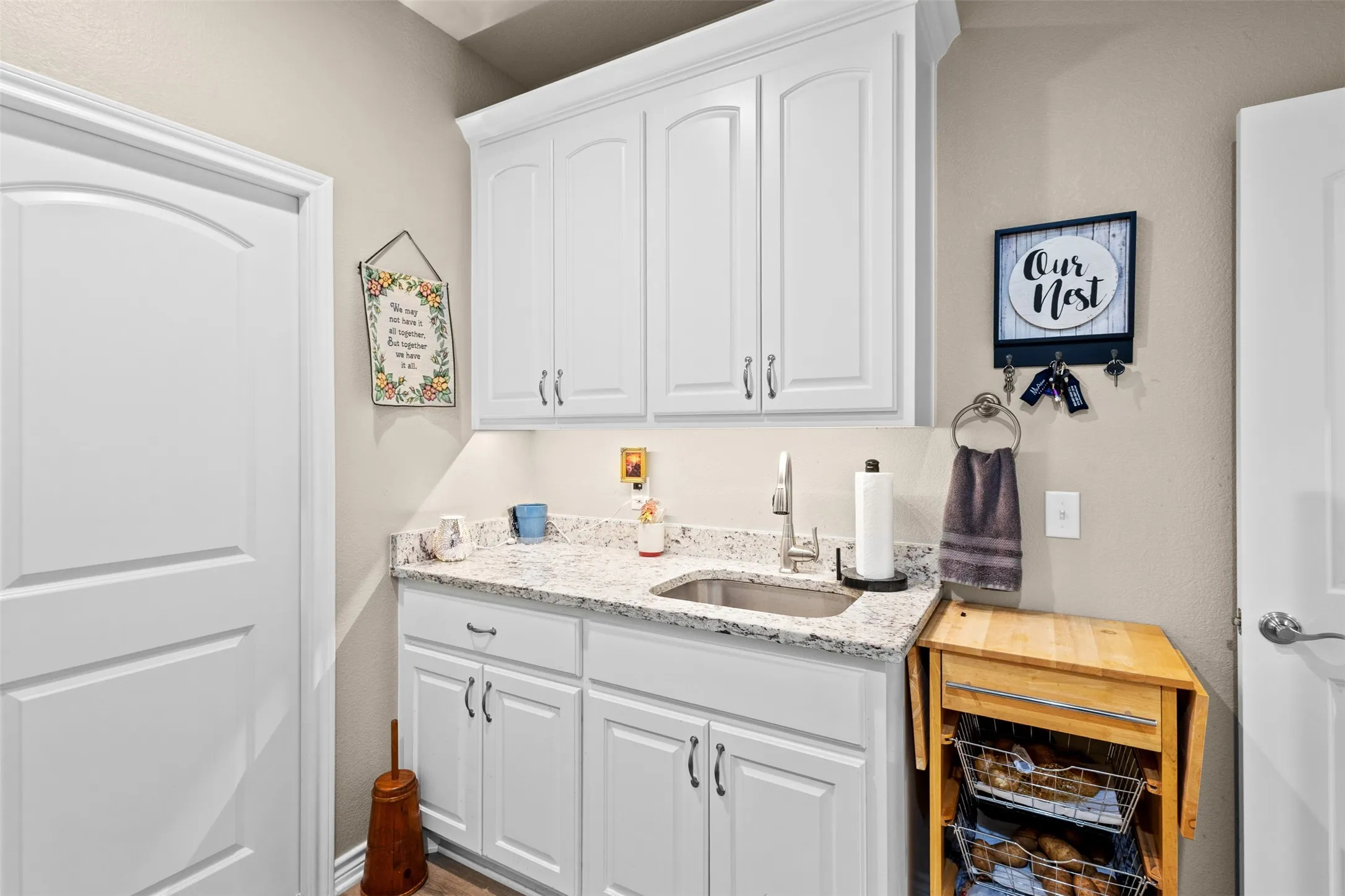 Single Family Residence For Sale in Henderson County , 122 Redondo Drive, Gun Barrel City, Texas 75156, 4 Bedroom, 3 Bathroom, 2 Garage spaces, 2,201 Sqft, built in 2020, mls#21385919, Real Estate Agent in Gun Barrel City, Homes For Sale in Henderson county, Homes For Sale in Gun Barrel City, Realtor in Gun Barrel City Texas, Real Estate Brokerage Independent Realty Texas, Luminita Cordes Realtor