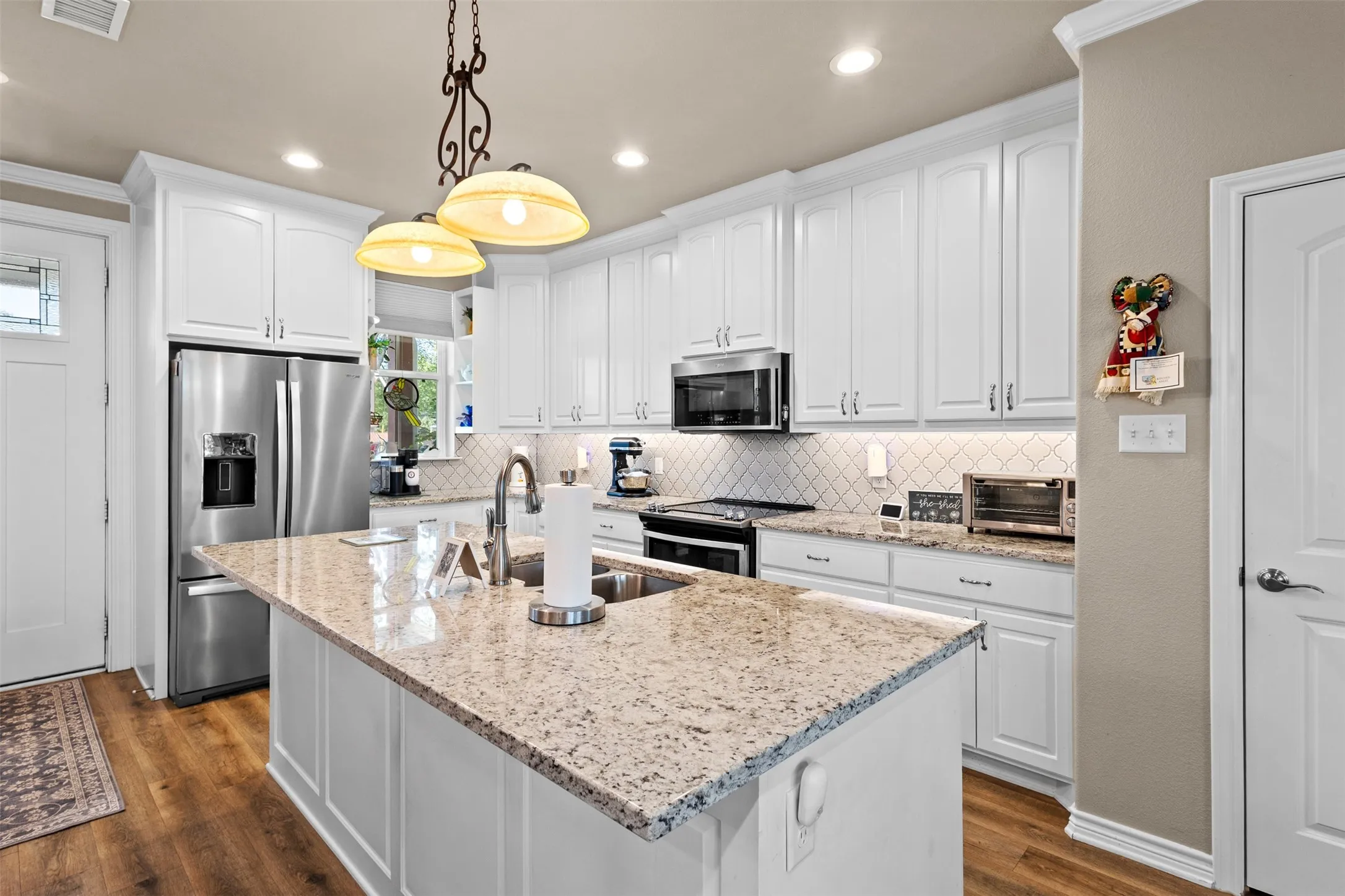 Single Family Residence For Sale in Henderson County , 122 Redondo Drive, Gun Barrel City, Texas 75156, 4 Bedroom, 3 Bathroom, 2 Garage spaces, 2,201 Sqft, built in 2020, mls#21385919, Real Estate Agent in Gun Barrel City, Homes For Sale in Henderson county, Homes For Sale in Gun Barrel City, Realtor in Gun Barrel City Texas, Real Estate Brokerage Independent Realty Texas, Luminita Cordes Realtor