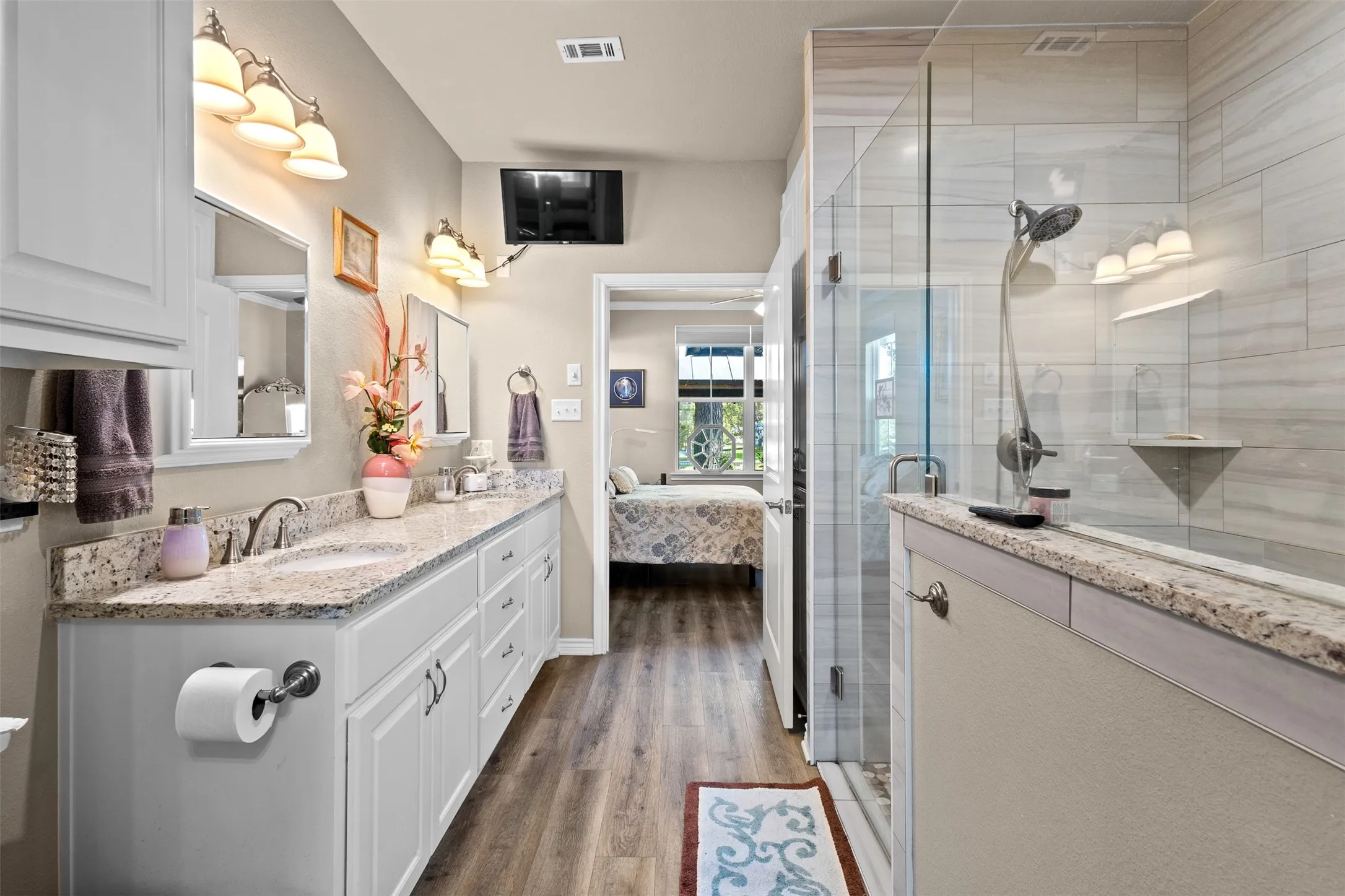 Single Family Residence For Sale in Henderson County , 122 Redondo Drive, Gun Barrel City, Texas 75156, 4 Bedroom, 3 Bathroom, 2 Garage spaces, 2,201 Sqft, built in 2020, mls#21385919, Real Estate Agent in Gun Barrel City, Homes For Sale in Henderson county, Homes For Sale in Gun Barrel City, Realtor in Gun Barrel City Texas, Real Estate Brokerage Independent Realty Texas, Luminita Cordes Realtor