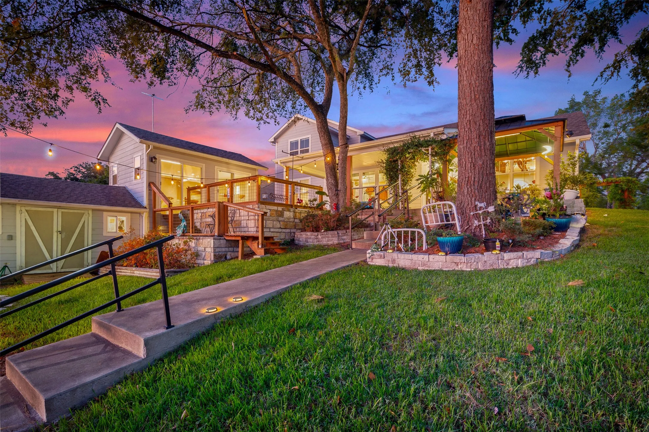 Single Family Residence For Sale