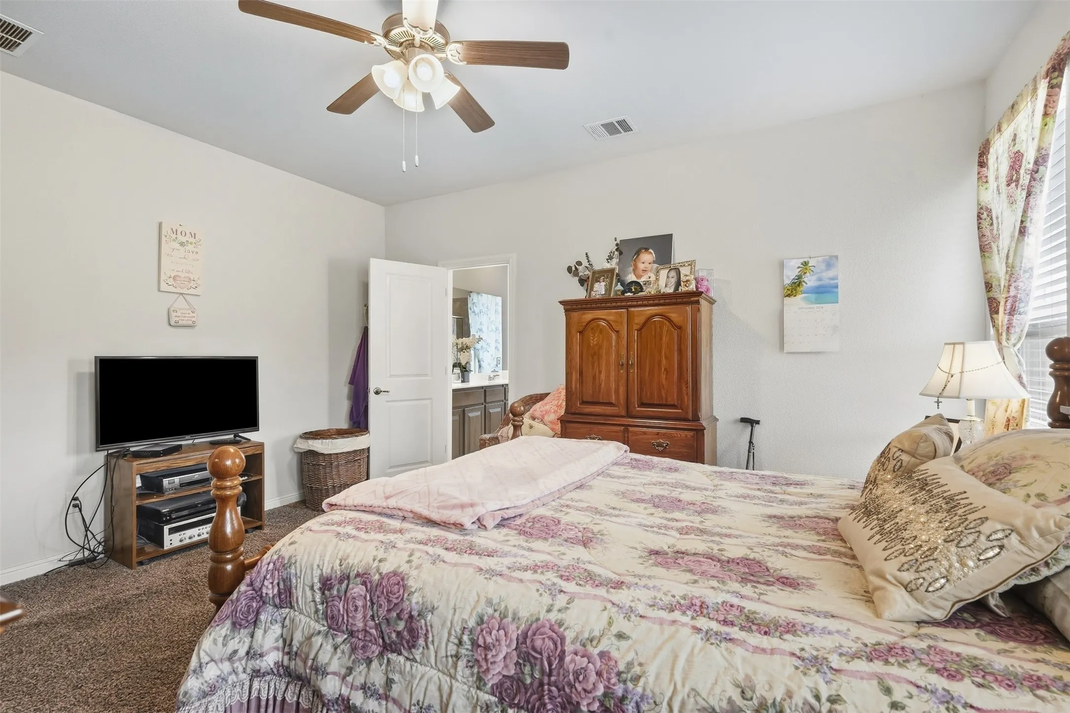Single Family Residence For Sale in Tarrant County , 9024 Pearfield Road, Fort Worth, Texas 76179, 3 Bedroom, 2 Bathroom, 2 Garage spaces, 1,815 Sqft, built in 2020, mls#21396116, Real Estate Agent in Fort Worth, Homes For Sale in Tarrant county, Homes For Sale in Fort Worth, Realtor in Fort Worth Texas, Real Estate Brokerage Independent Realty Texas, Luminita Cordes Realtor