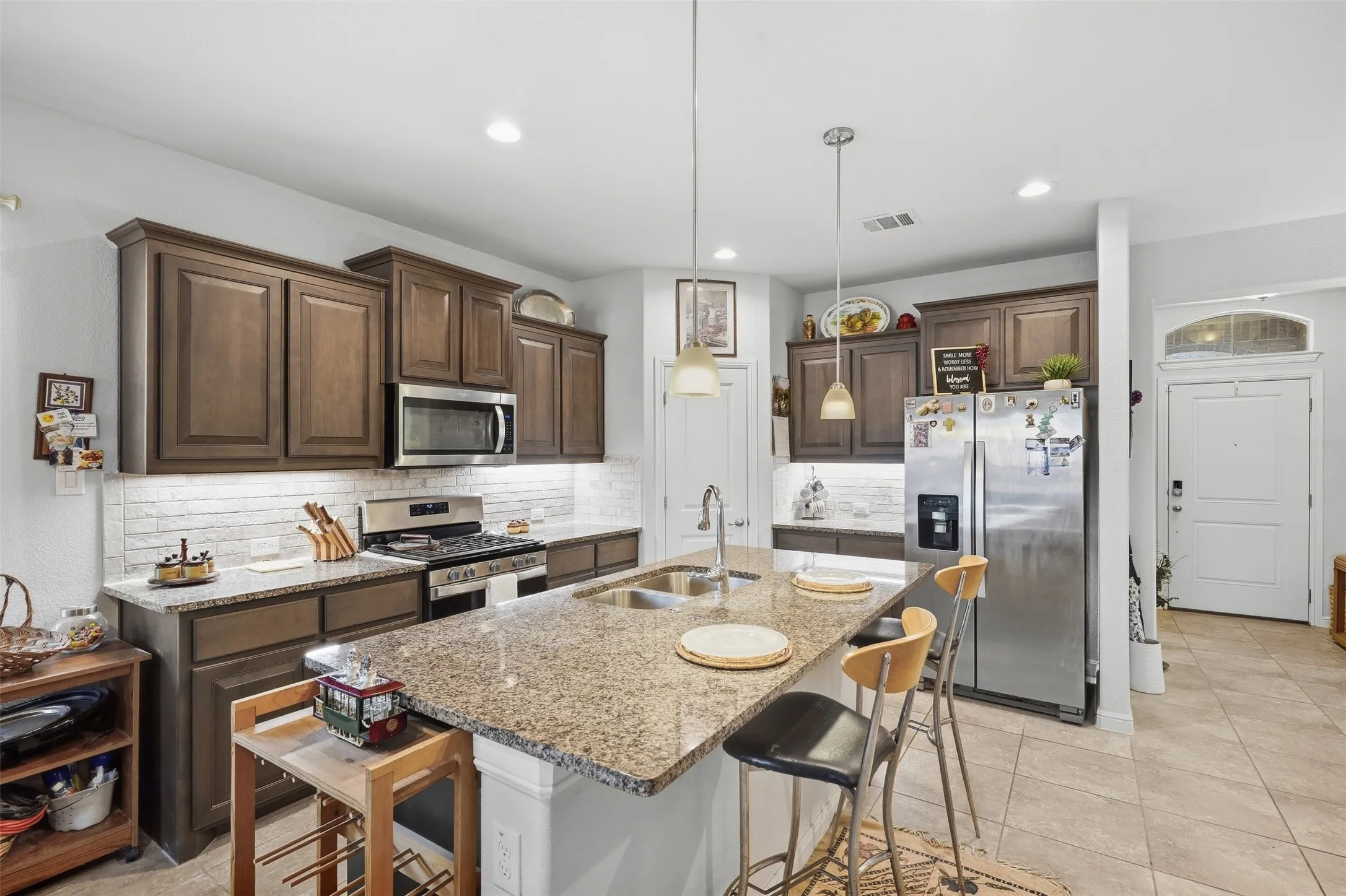 Single Family Residence For Sale in Tarrant County , 9024 Pearfield Road, Fort Worth, Texas 76179, 3 Bedroom, 2 Bathroom, 2 Garage spaces, 1,815 Sqft, built in 2020, mls#21396116, Real Estate Agent in Fort Worth, Homes For Sale in Tarrant county, Homes For Sale in Fort Worth, Realtor in Fort Worth Texas, Real Estate Brokerage Independent Realty Texas, Luminita Cordes Realtor