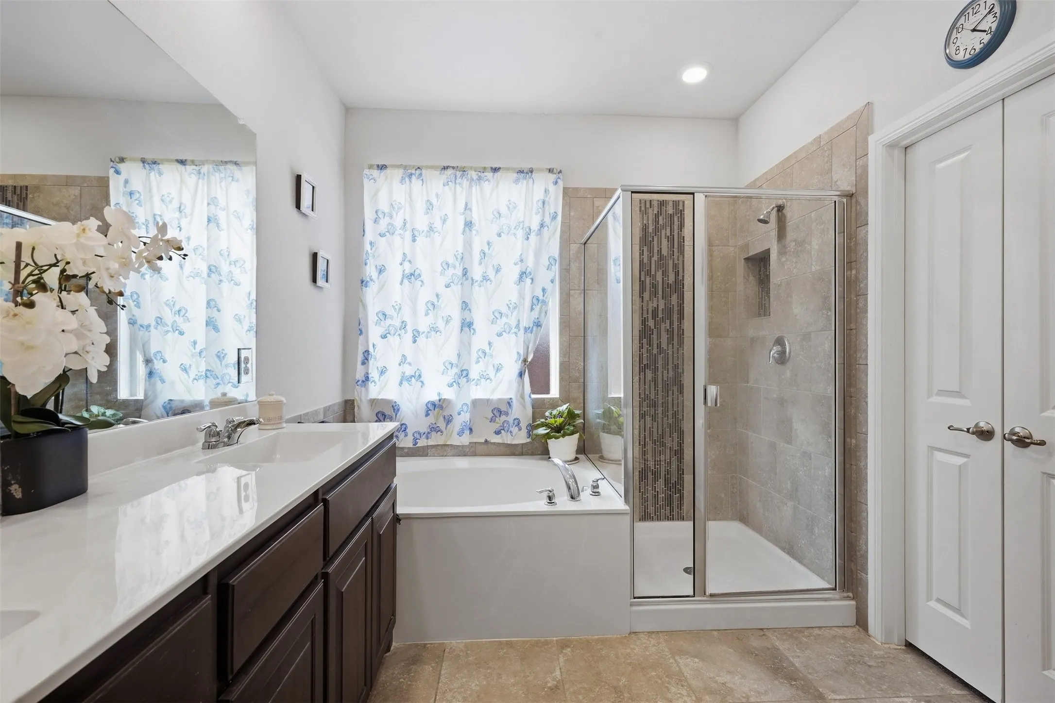 Single Family Residence For Sale in Tarrant County , 9024 Pearfield Road, Fort Worth, Texas 76179, 3 Bedroom, 2 Bathroom, 2 Garage spaces, 1,815 Sqft, built in 2020, mls#21396116, Real Estate Agent in Fort Worth, Homes For Sale in Tarrant county, Homes For Sale in Fort Worth, Realtor in Fort Worth Texas, Real Estate Brokerage Independent Realty Texas, Luminita Cordes Realtor