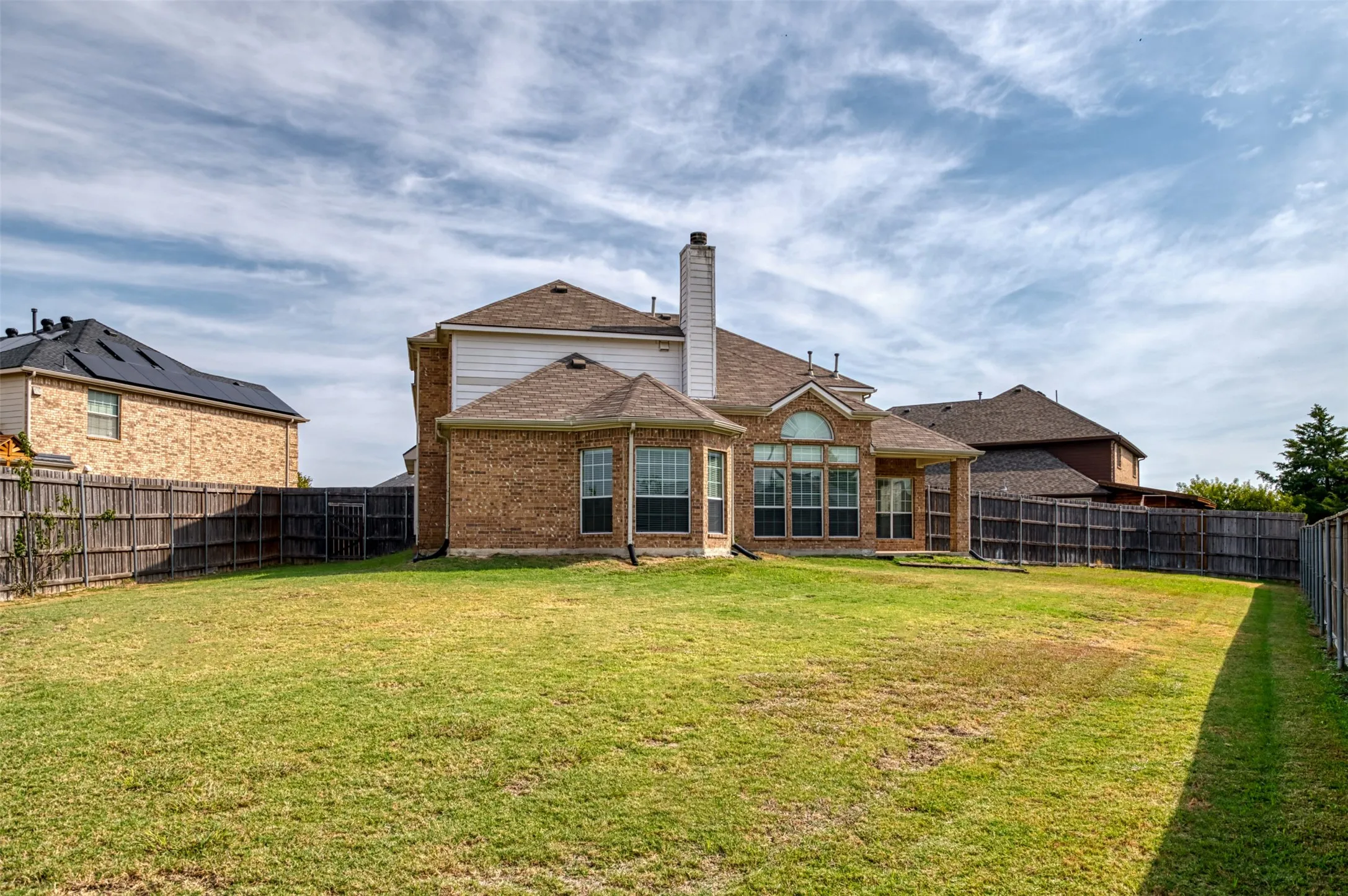Single Family Residence For Rent in Denton County , 1143 Polo Heights Drive, Frisco, Texas 75033, 6 Bedroom, 4 Bathroom, 2 Garage spaces, 4,194 Sqft, built in 2007, mls#21396006, Real Estate Agent in Frisco, Homes For Rent in Denton county, Homes For Rent in Frisco, Realtor in Frisco Texas, Real Estate Brokerage Independent Realty Texas, Luminita Cordes Realtor