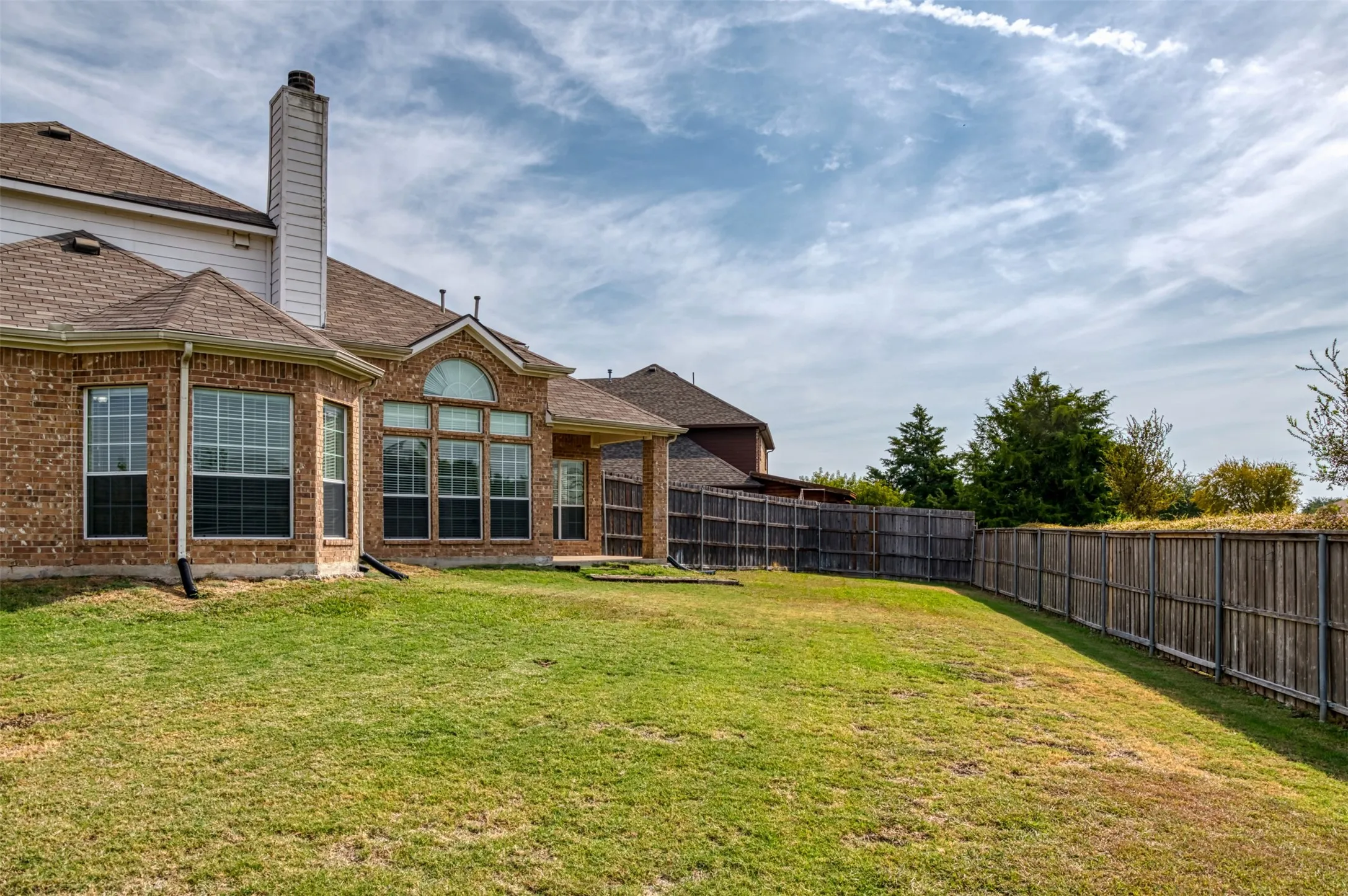 Single Family Residence For Rent in Denton County , 1143 Polo Heights Drive, Frisco, Texas 75033, 6 Bedroom, 4 Bathroom, 2 Garage spaces, 4,194 Sqft, built in 2007, mls#21396006, Real Estate Agent in Frisco, Homes For Rent in Denton county, Homes For Rent in Frisco, Realtor in Frisco Texas, Real Estate Brokerage Independent Realty Texas, Luminita Cordes Realtor