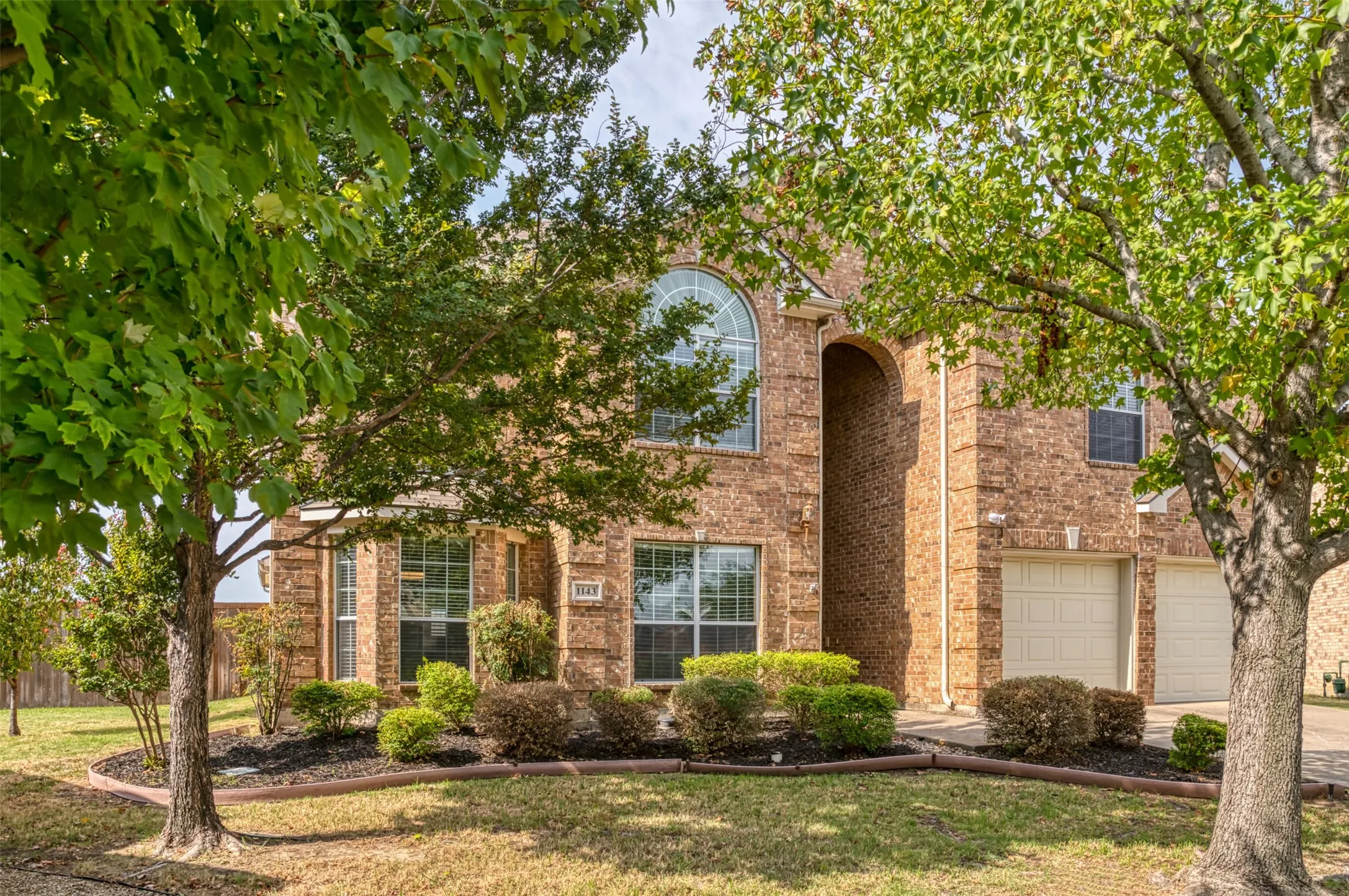Single Family Residence For Rent in Denton County , 1143 Polo Heights Drive, Frisco, Texas 75033, 6 Bedroom, 4 Bathroom, 2 Garage spaces, 4,194 Sqft, built in 2007, mls#21396006, Real Estate Agent in Frisco, Homes For Rent in Denton county, Homes For Rent in Frisco, Realtor in Frisco Texas, Real Estate Brokerage Independent Realty Texas, Luminita Cordes Realtor