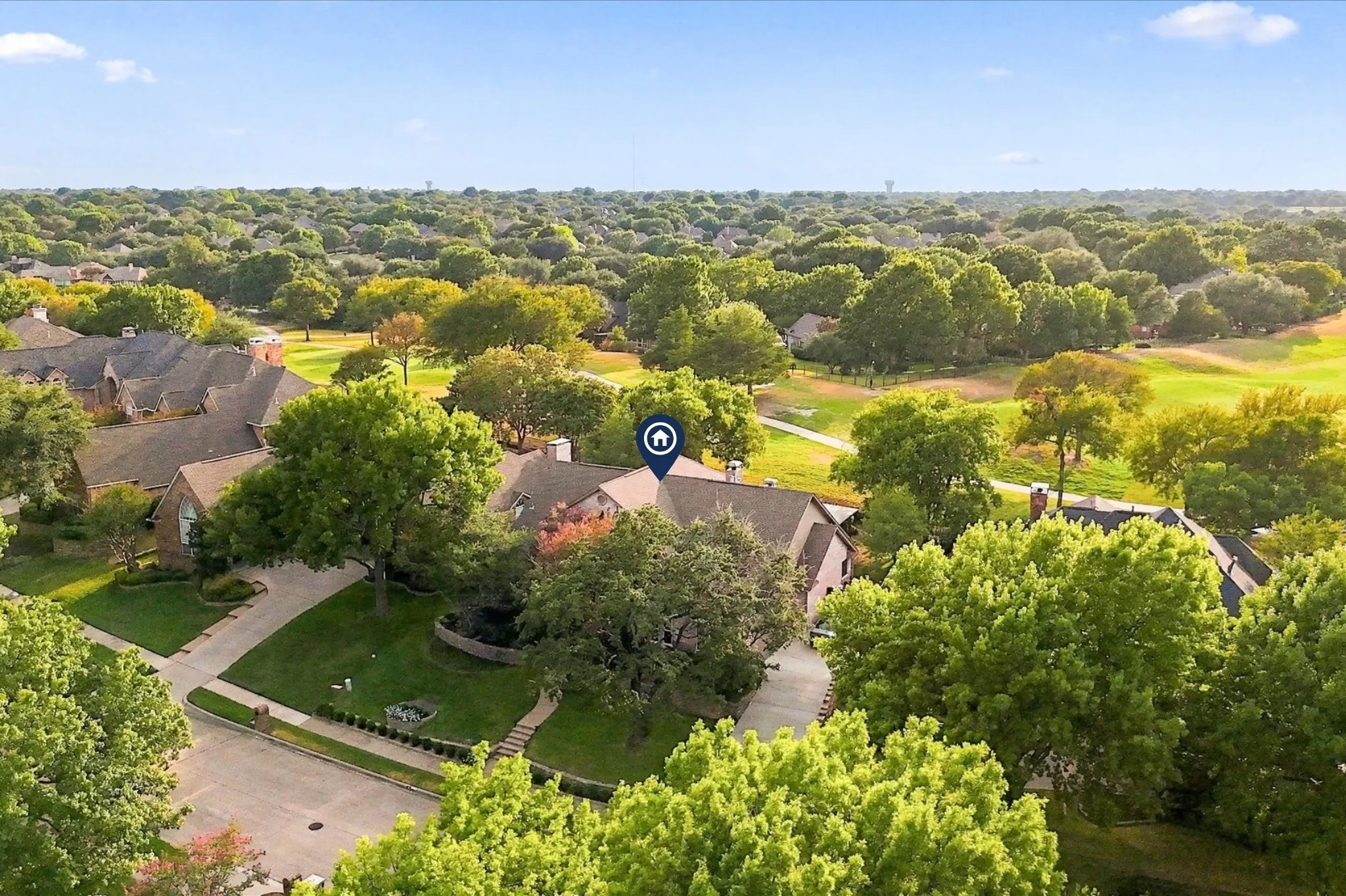 Single Family Residence For Sale in Collin County , 904 Hills Creek Drive, Mc Kinney, Texas 75072, 4 Bedroom, 5 Bathroom, 2 Garage spaces, 3,265 Sqft, built in 1989, mls#21386123, Real Estate Agent in Mc Kinney, Homes For Sale in Collin county, Homes For Sale in Mc Kinney, Realtor in Mc Kinney Texas, Real Estate Brokerage Independent Realty Texas, Luminita Cordes Realtor