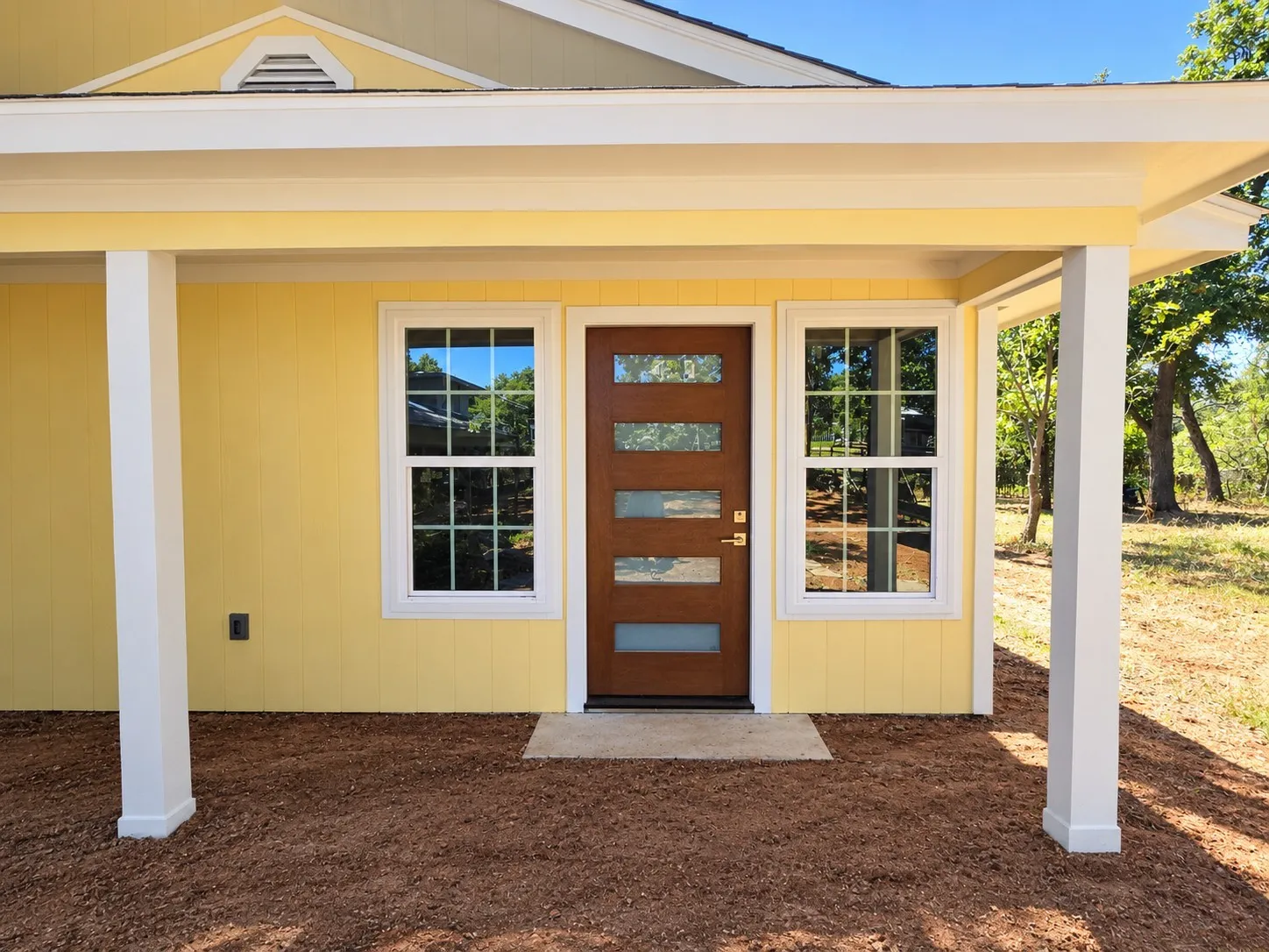 Single Family Residence For Sale in Grayson County , 1128 W Bullock Street, Denison, Texas 75020, 3 Bedroom, 2 Bathroom, Garage spaces, 960 Sqft, built in 2026, mls#21395652, Real Estate Agent in Denison, Homes For Sale in Grayson county, Homes For Sale in Denison, Realtor in Denison Texas, Real Estate Brokerage Independent Realty Texas, Luminita Cordes Realtor