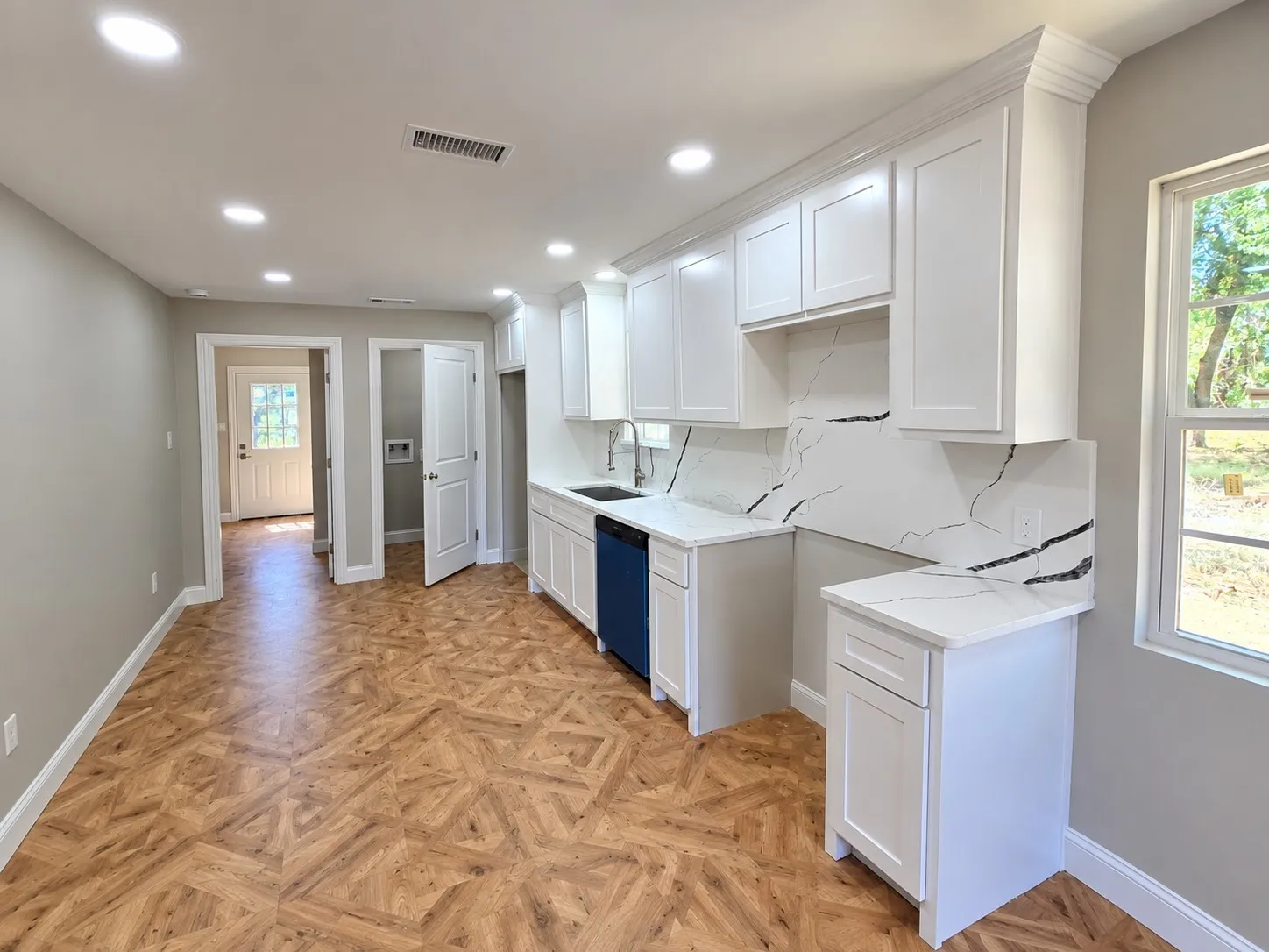 Single Family Residence For Sale