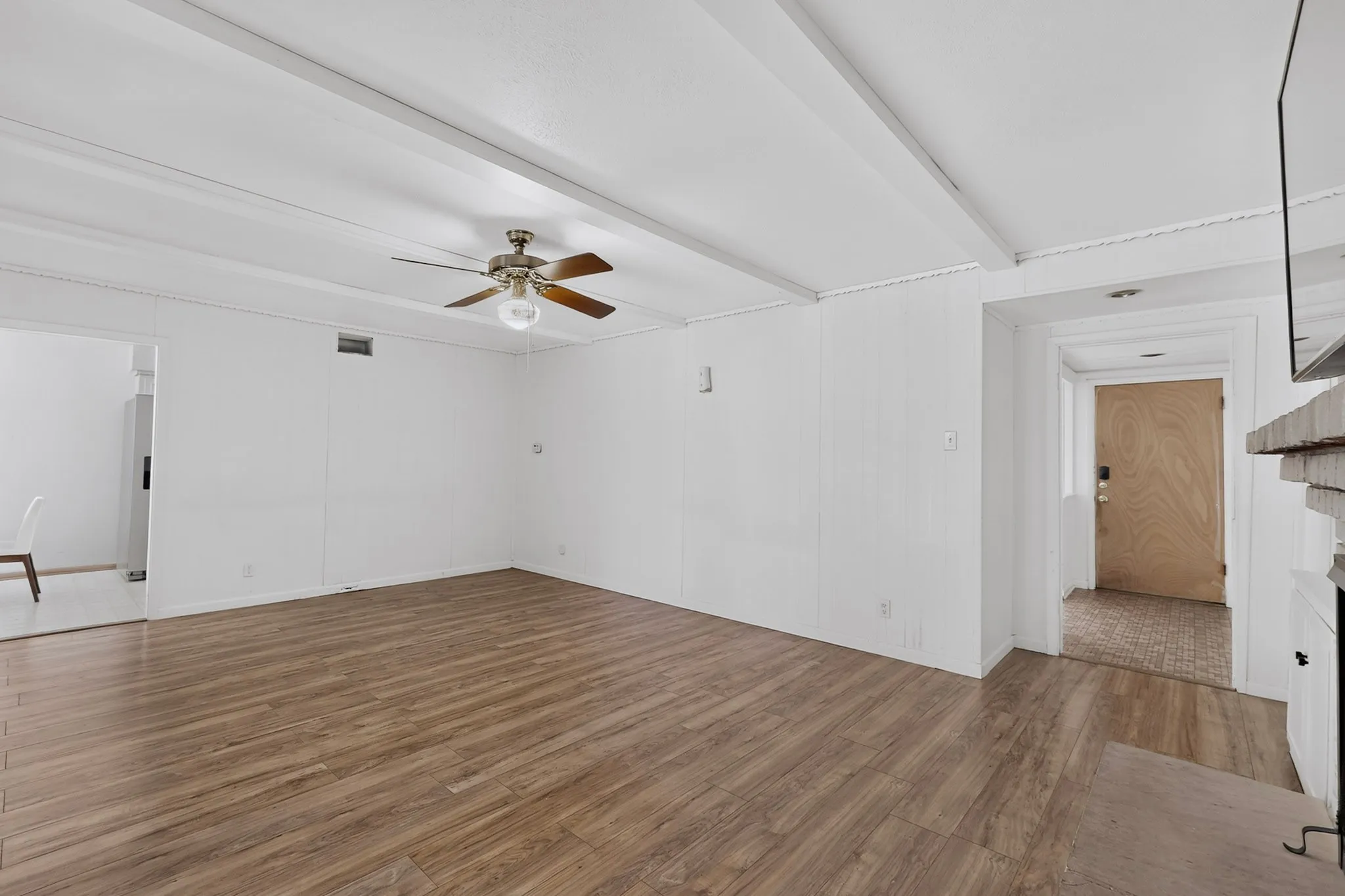 Single Family Residence For Sale in Dallas County , 1129 Oak Meadows Drive, Dallas, Texas 75232, 3 Bedroom, 2 Bathroom, 2 Garage spaces, 1,826 Sqft, built in 1960, mls#21396148, Real Estate Agent in Dallas, Homes For Sale in Dallas county, Homes For Sale in Dallas, Realtor in Dallas Texas, Real Estate Brokerage Independent Realty Texas, Luminita Cordes Realtor