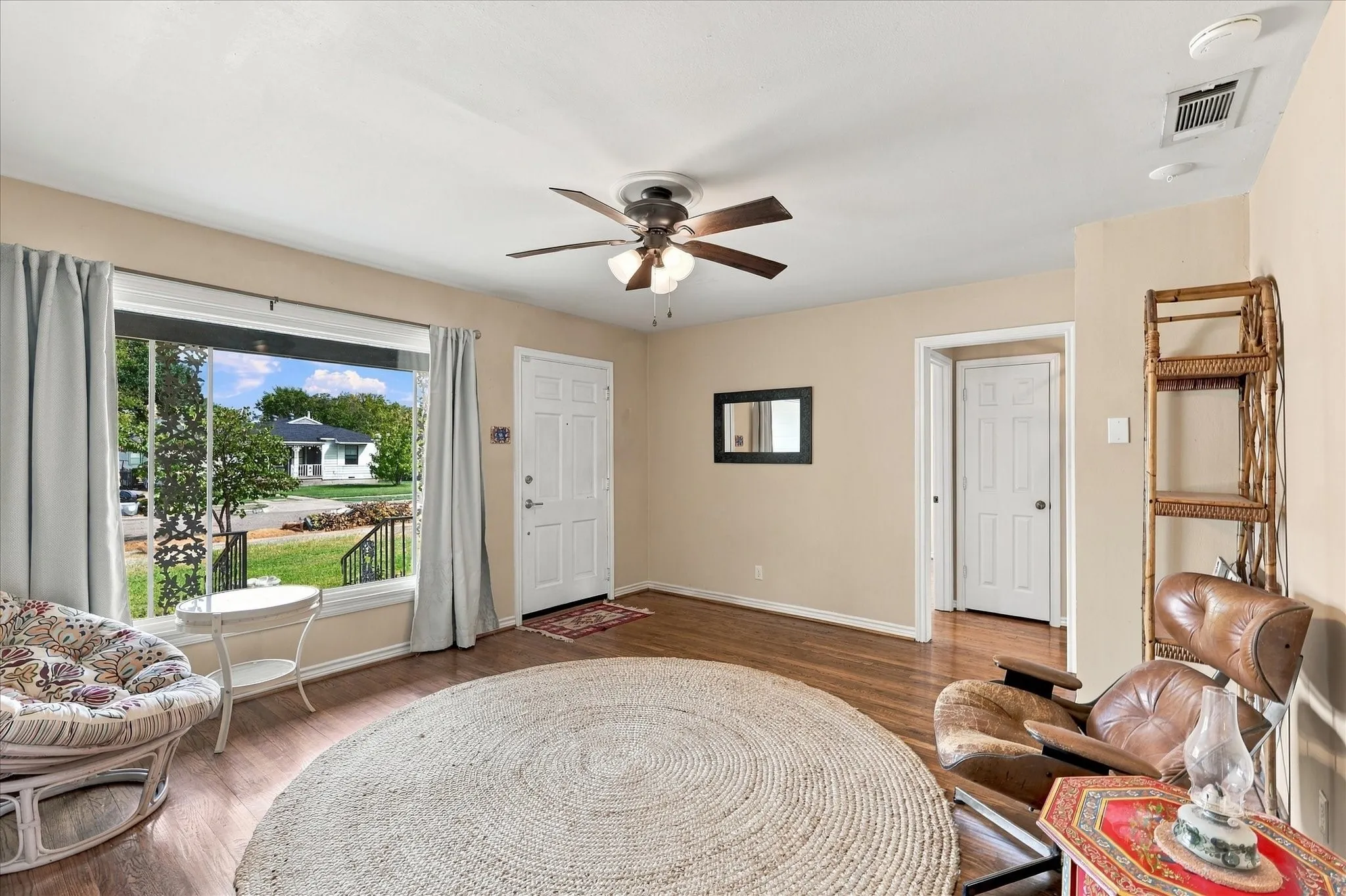 The 2 bedrooms are accessed from hallway off living room