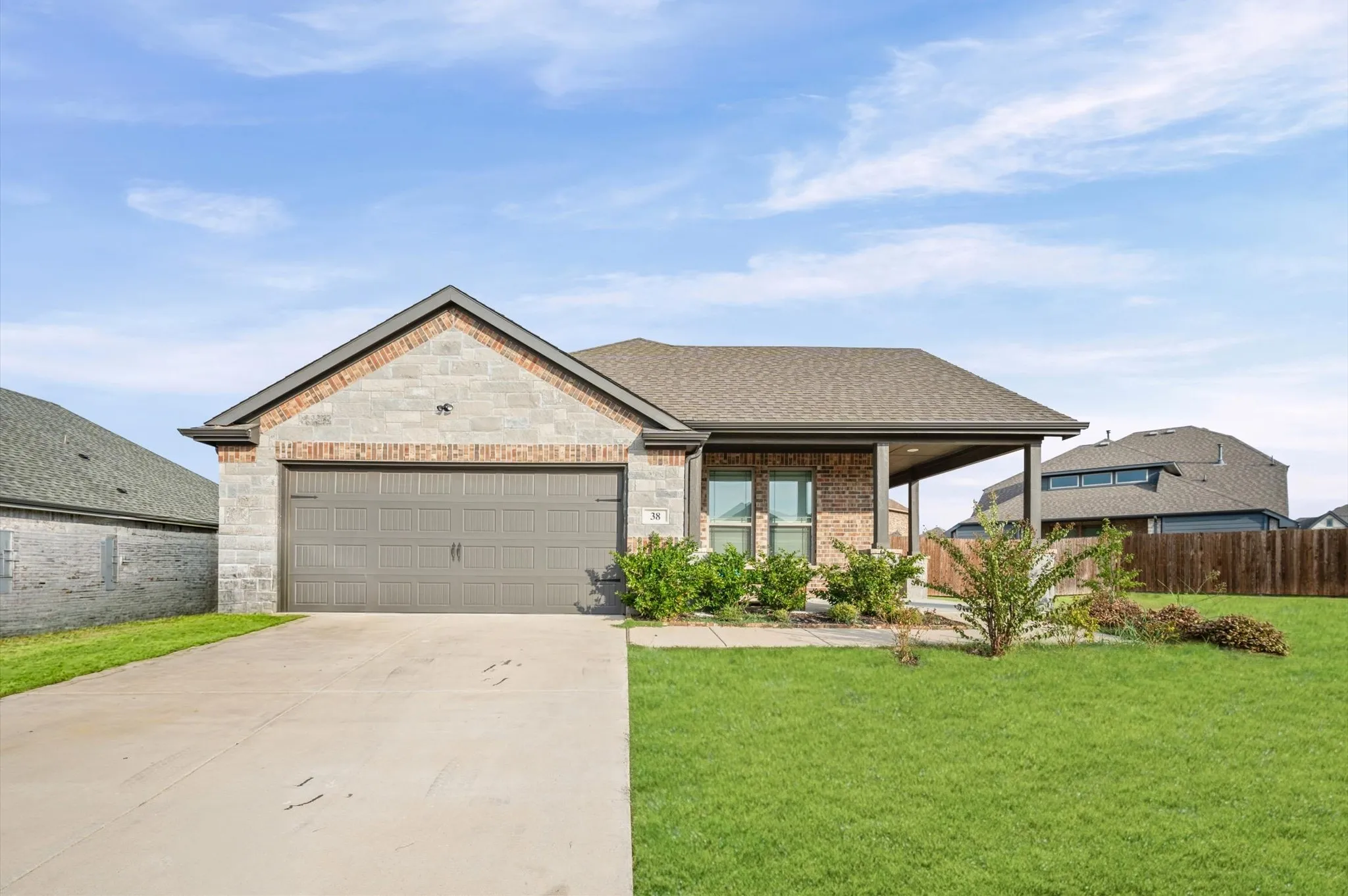 Single Family Residence For Rent in Denton County , 38 Mockingbird Lane, Sanger, Texas 76266, 3 Bedroom, 2 Bathroom, 2 Garage spaces, 1,581 Sqft, built in 2022, mls#21396150, Real Estate Agent in Sanger, Homes For Rent in Denton county, Homes For Rent in Sanger, Realtor in Sanger Texas, Real Estate Brokerage Independent Realty Texas, Luminita Cordes Realtor