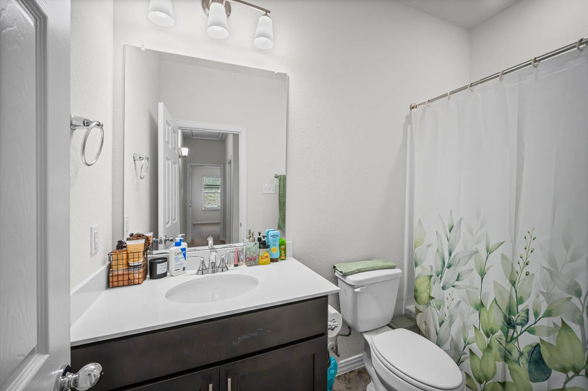 Single Family Residence For Rent in Denton County , 38 Mockingbird Lane, Sanger, Texas 76266, 3 Bedroom, 2 Bathroom, 2 Garage spaces, 1,581 Sqft, built in 2022, mls#21396150, Real Estate Agent in Sanger, Homes For Rent in Denton county, Homes For Rent in Sanger, Realtor in Sanger Texas, Real Estate Brokerage Independent Realty Texas, Luminita Cordes Realtor