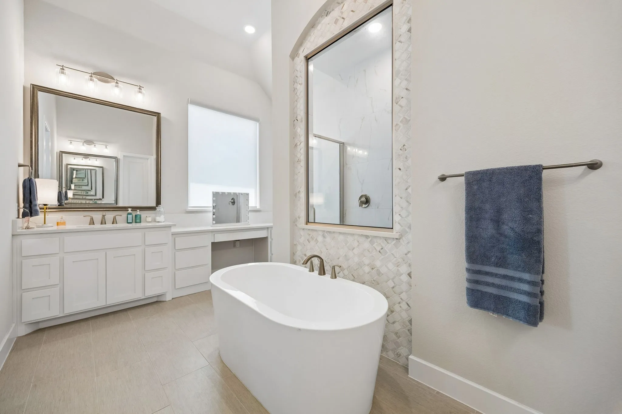 Single Family Residence For Sale in Denton County , 1404 Buttercup Avenue, Aubrey, Texas 76227, 4 Bedroom, 4 Bathroom, 3 Garage spaces, 3,010 Sqft, built in 2025, mls#21396174, Real Estate Agent in Aubrey, Homes For Sale in Denton county, Homes For Sale in Aubrey, Realtor in Aubrey Texas, Real Estate Brokerage Independent Realty Texas, Luminita Cordes Realtor