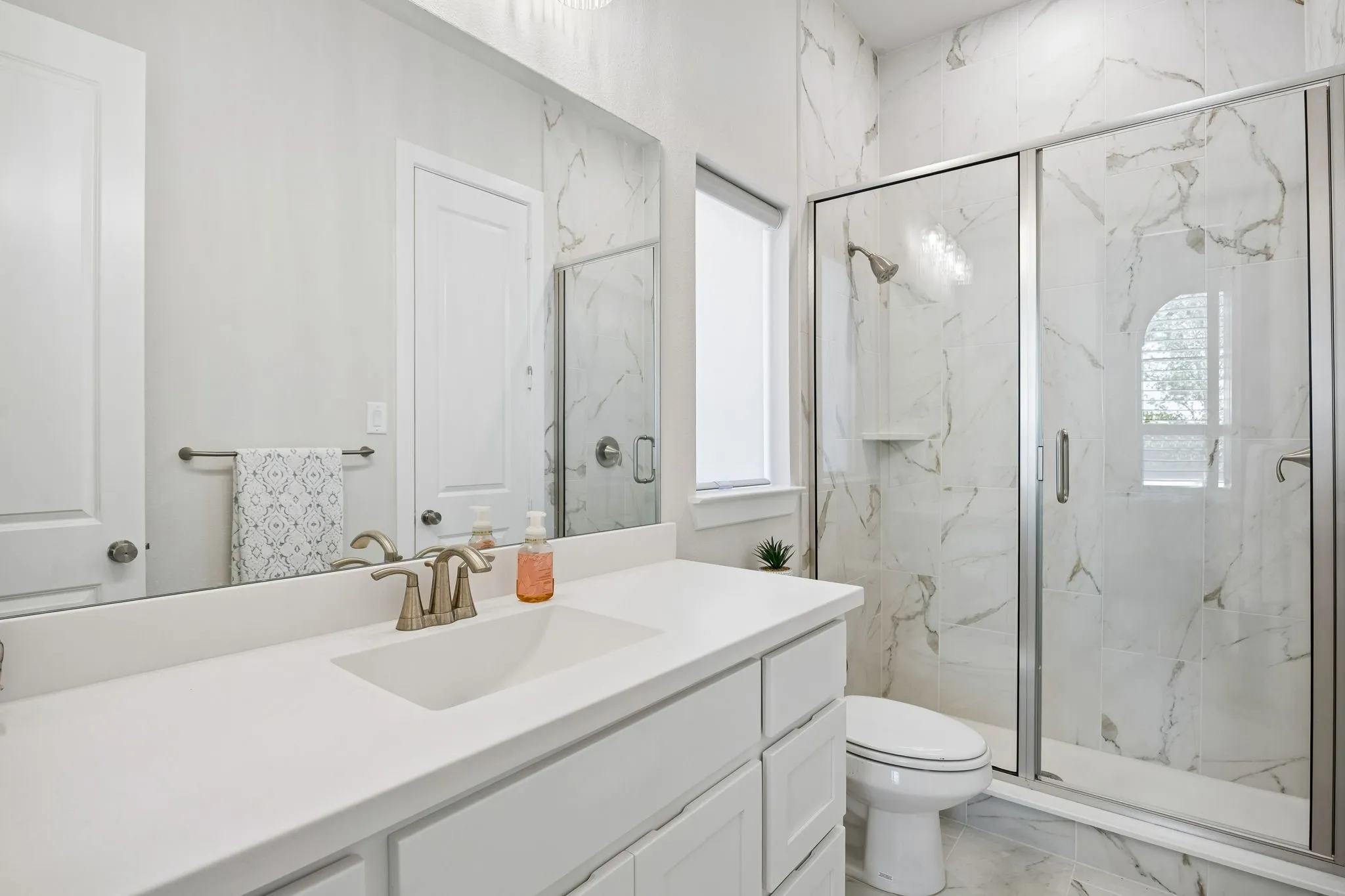 Single Family Residence For Sale in Denton County , 1404 Buttercup Avenue, Aubrey, Texas 76227, 4 Bedroom, 4 Bathroom, 3 Garage spaces, 3,010 Sqft, built in 2025, mls#21396174, Real Estate Agent in Aubrey, Homes For Sale in Denton county, Homes For Sale in Aubrey, Realtor in Aubrey Texas, Real Estate Brokerage Independent Realty Texas, Luminita Cordes Realtor