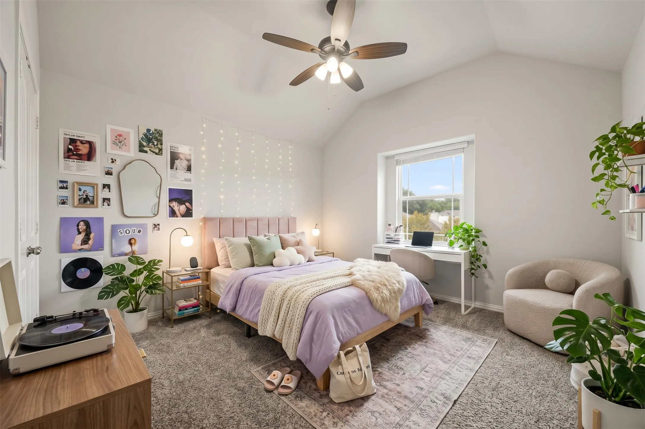 AI Staged teenage room