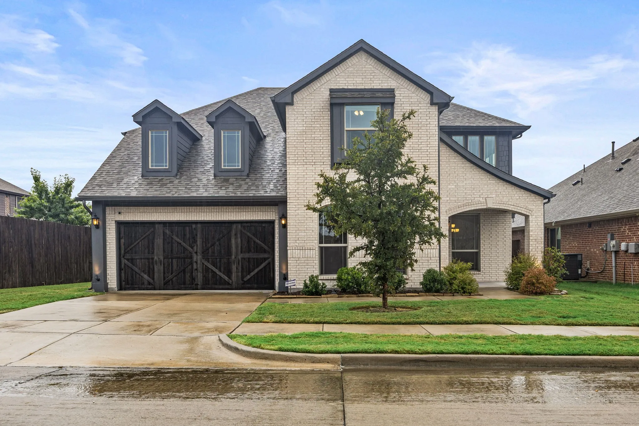 Single Family Residence For Sale in Collin County , 501 Windcrest Drive, Wylie, Texas 75098, 5 Bedroom, 3 Bathroom, 2 Garage spaces, 3,444 Sqft, built in 2021, mls#21395589, Real Estate Agent in Wylie, Homes For Sale in Collin county, Homes For Sale in Wylie, Realtor in Wylie Texas, Real Estate Brokerage Independent Realty Texas, Luminita Cordes Realtor
