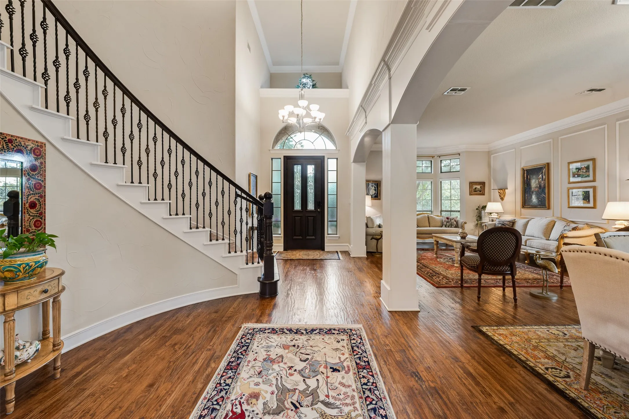Single Family Residence For Sale in Tarrant County , 408 Stockton Drive, Southlake, Texas 76092, 4 Bedroom, 4 Bathroom, 4 Garage spaces, 4,666 Sqft, built in 2005, mls#21395854, Real Estate Agent in Southlake, Homes For Sale in Tarrant county, Homes For Sale in Southlake, Realtor in Southlake Texas, Real Estate Brokerage Independent Realty Texas, Luminita Cordes Realtor