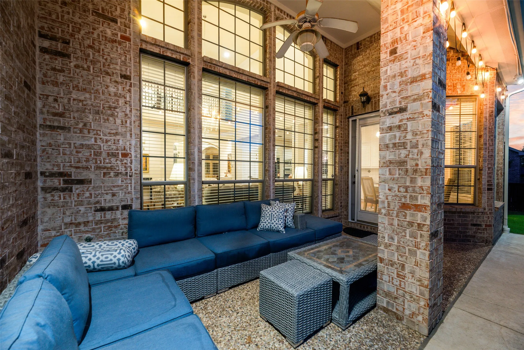 Single Family Residence For Sale in Tarrant County , 408 Stockton Drive, Southlake, Texas 76092, 4 Bedroom, 4 Bathroom, 4 Garage spaces, 4,666 Sqft, built in 2005, mls#21395854, Real Estate Agent in Southlake, Homes For Sale in Tarrant county, Homes For Sale in Southlake, Realtor in Southlake Texas, Real Estate Brokerage Independent Realty Texas, Luminita Cordes Realtor