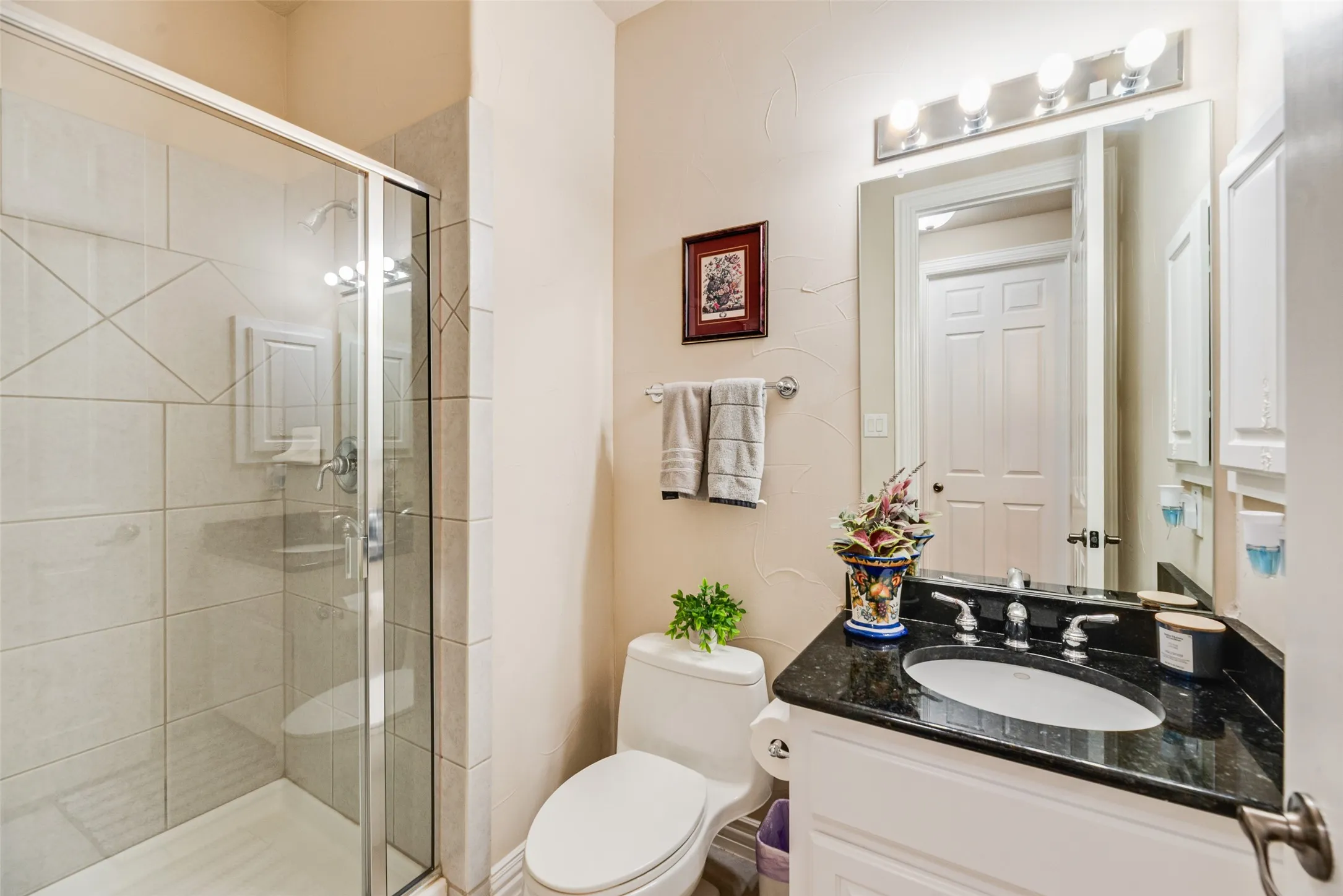 Single Family Residence For Sale in Tarrant County , 408 Stockton Drive, Southlake, Texas 76092, 4 Bedroom, 4 Bathroom, 4 Garage spaces, 4,666 Sqft, built in 2005, mls#21395854, Real Estate Agent in Southlake, Homes For Sale in Tarrant county, Homes For Sale in Southlake, Realtor in Southlake Texas, Real Estate Brokerage Independent Realty Texas, Luminita Cordes Realtor