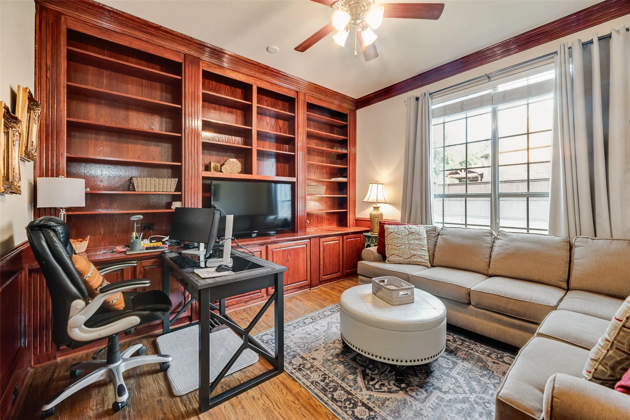 Single Family Residence For Sale in Tarrant County , 408 Stockton Drive, Southlake, Texas 76092, 4 Bedroom, 4 Bathroom, 4 Garage spaces, 4,666 Sqft, built in 2005, mls#21395854, Real Estate Agent in Southlake, Homes For Sale in Tarrant county, Homes For Sale in Southlake, Realtor in Southlake Texas, Real Estate Brokerage Independent Realty Texas, Luminita Cordes Realtor