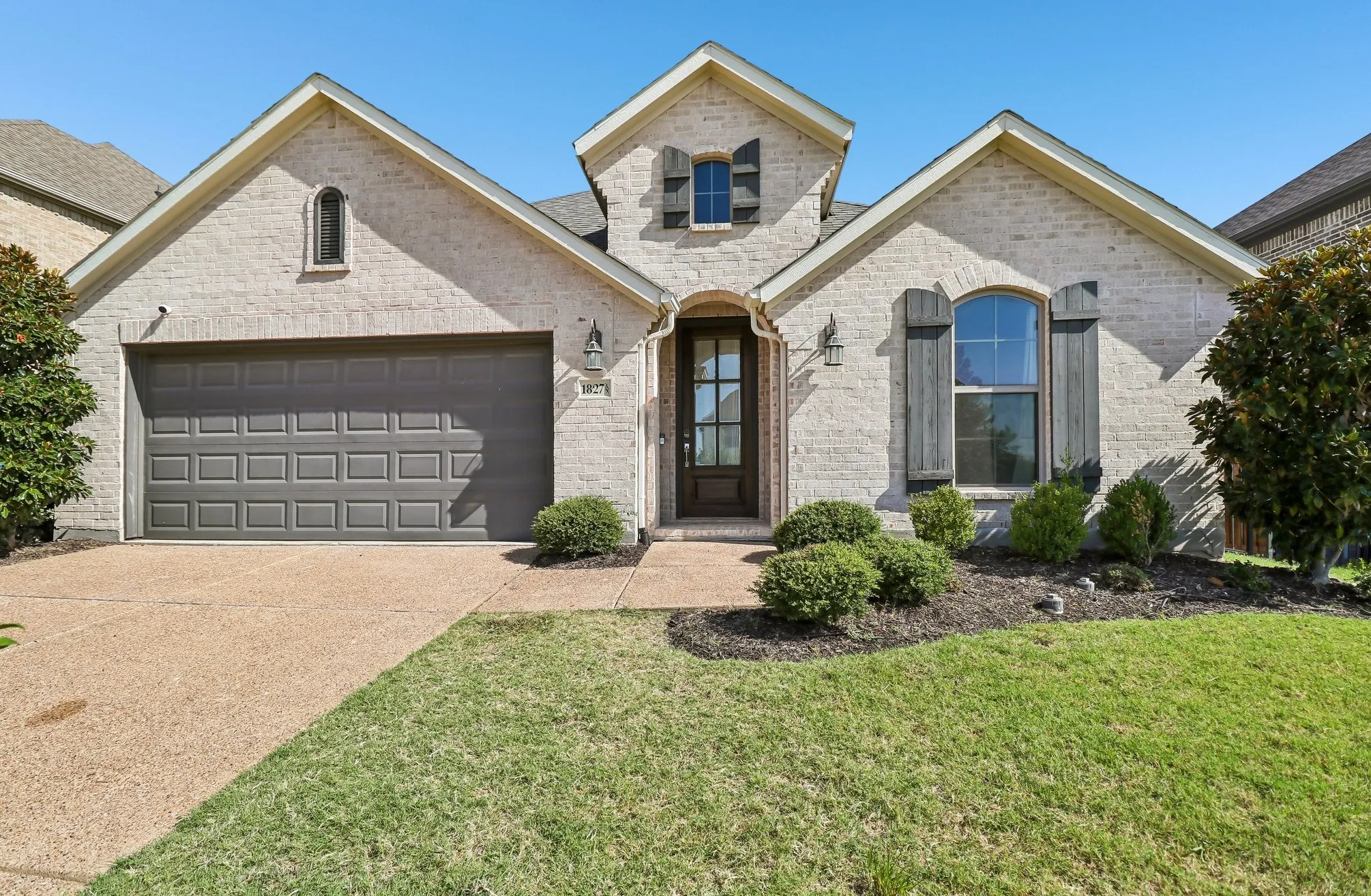 Single Family Residence For Sale