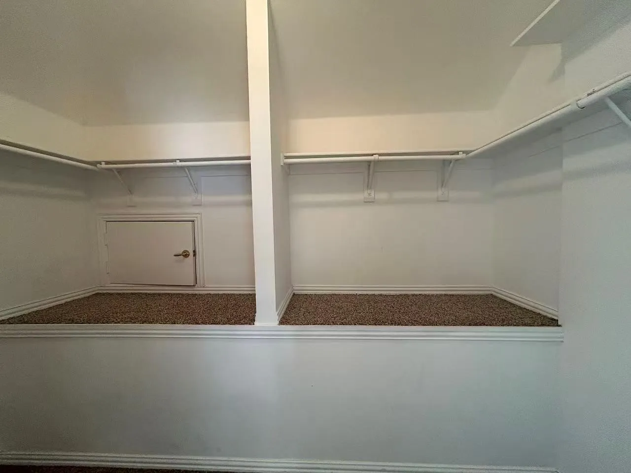 Single Family Residence For Rent in Collin County , 2011 Saint Anne Drive, Allen, Texas 75013, 4 Bedroom, 3 Bathroom, 2 Garage spaces, 2,628 Sqft, built in 1999, mls#21396192, Real Estate Agent in Allen, Homes For Rent in Collin county, Homes For Rent in Allen, Realtor in Allen Texas, Real Estate Brokerage Independent Realty Texas, Luminita Cordes Realtor